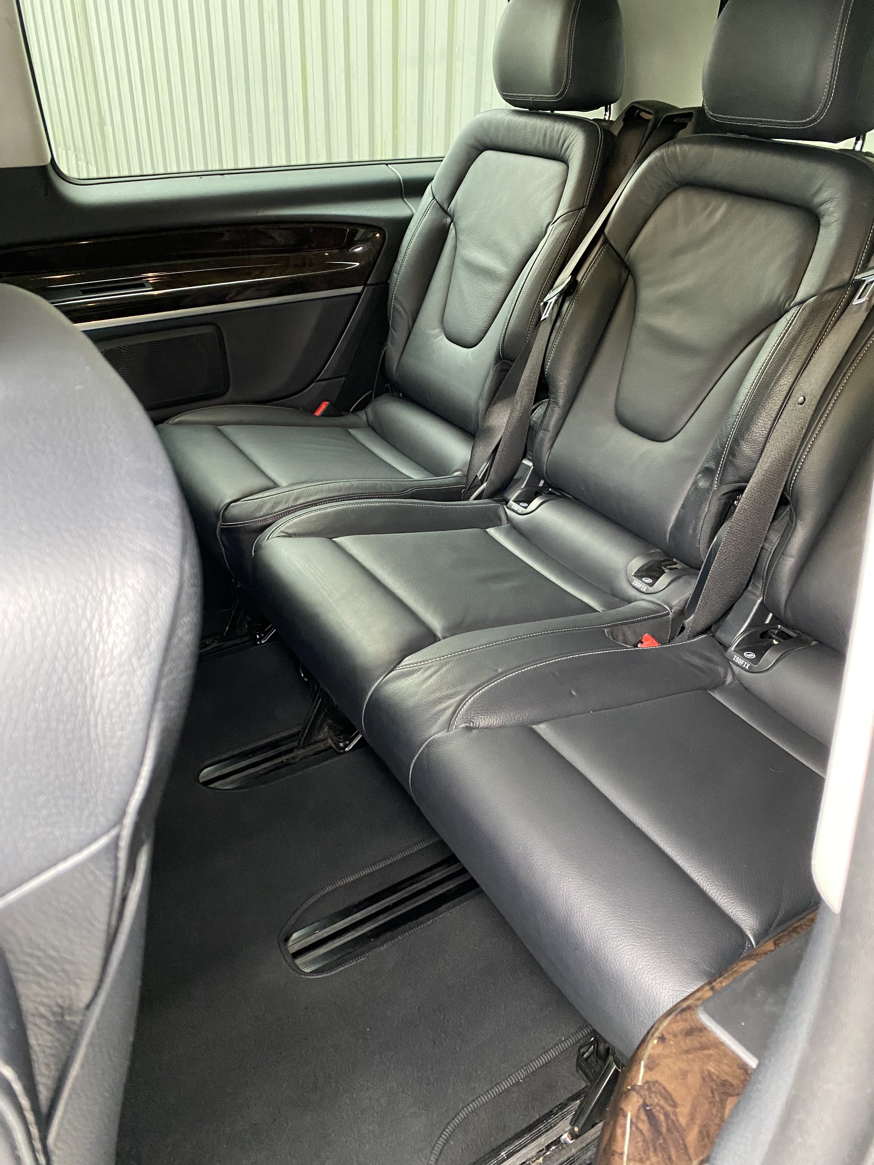 Mercedes-Benz Classe V avec Accessible fauteuil roulant