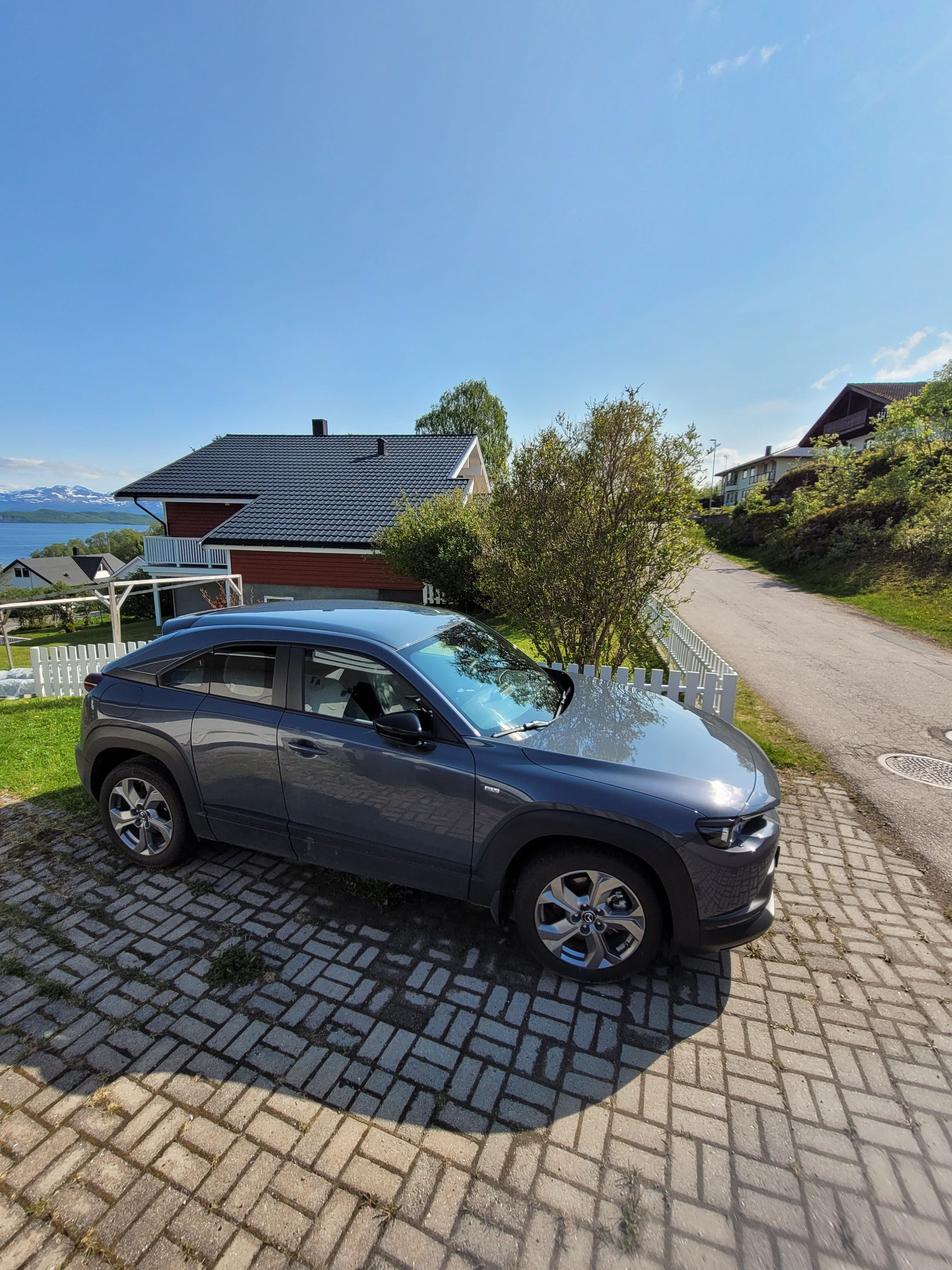 Mazda MX-30 med Aircondition