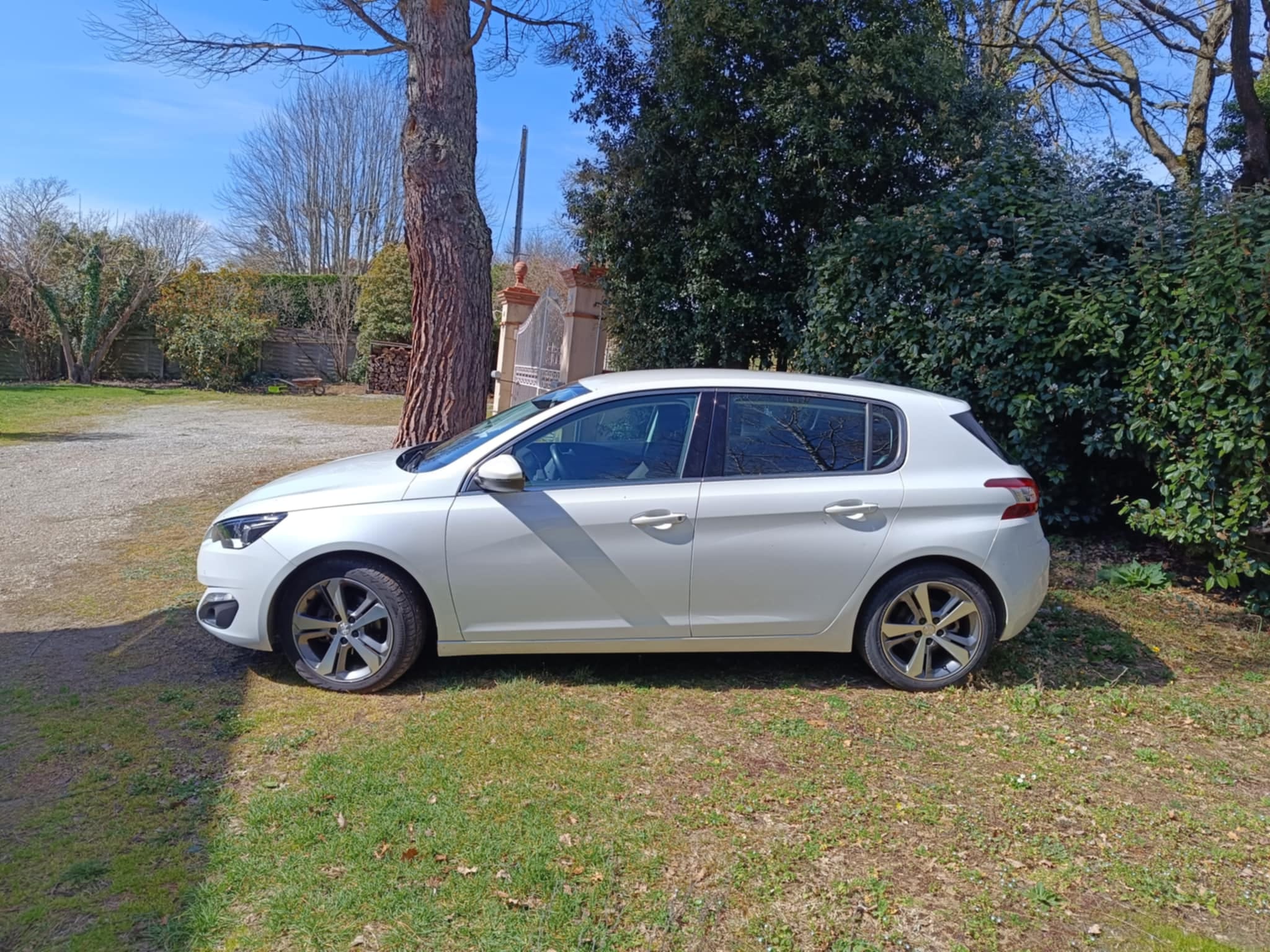 Peugeot 308 130 ch avec Climatisation