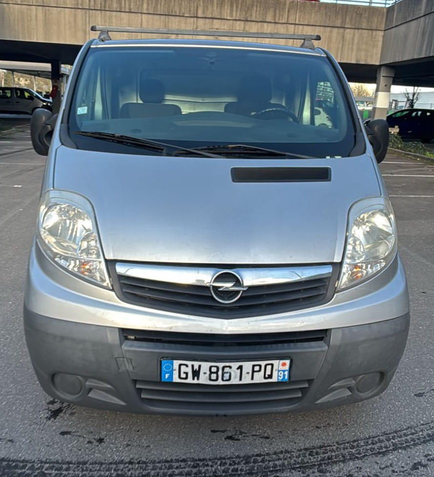 Opel Vivaro avec Climatisation