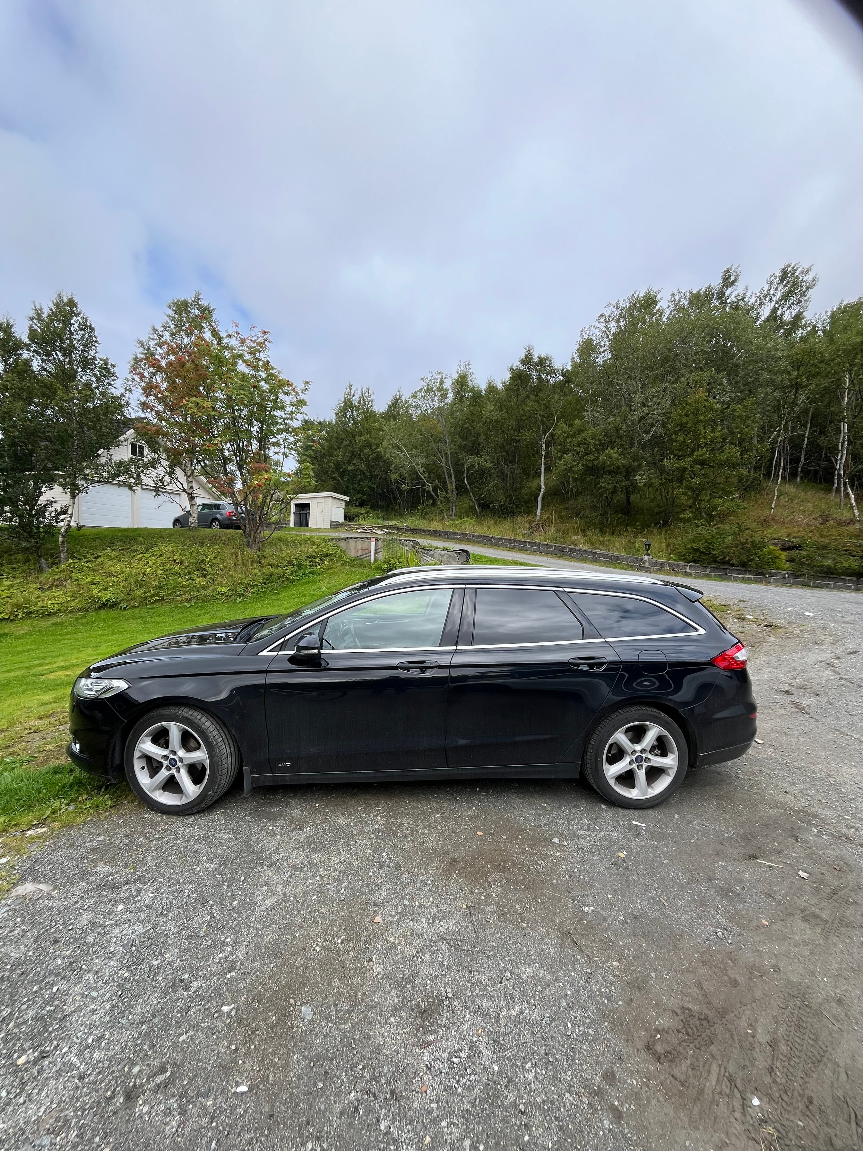 Ford Mondeo 2.0 180 hp awd med Aircondition