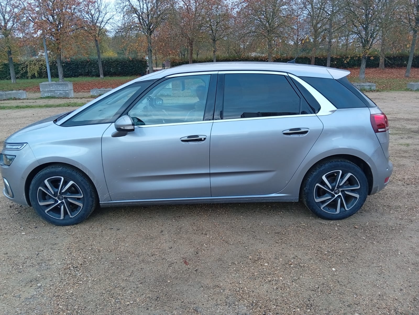 Citroen C4 Picasso avec Climatisation