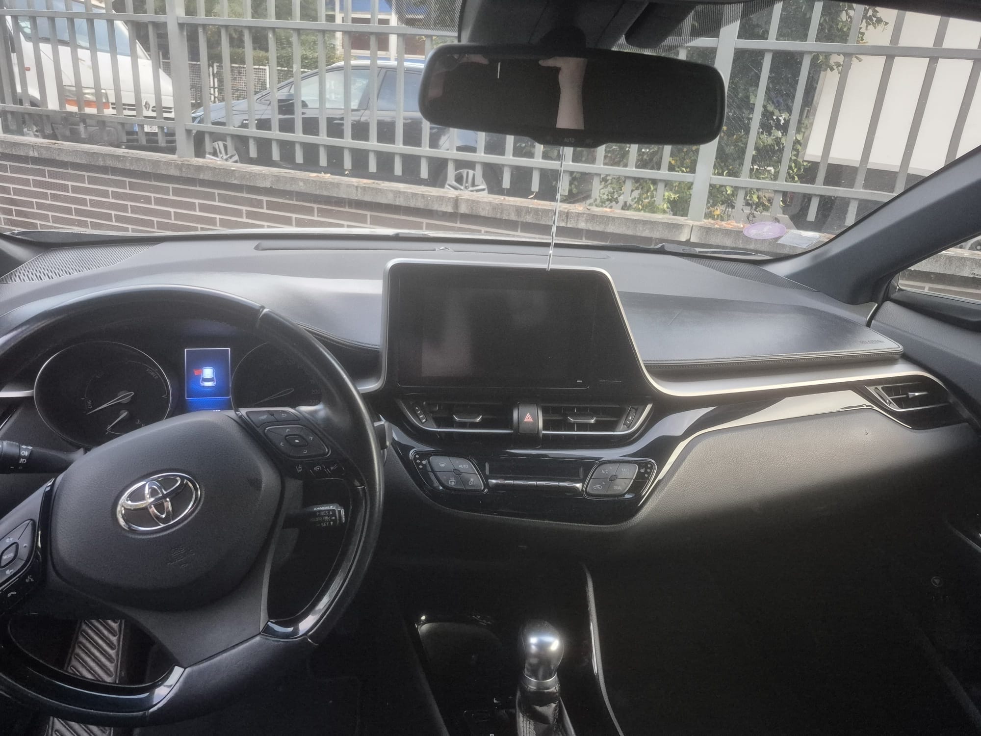 Toyota C-HR Hybrid avec Régulateur de vitesse
