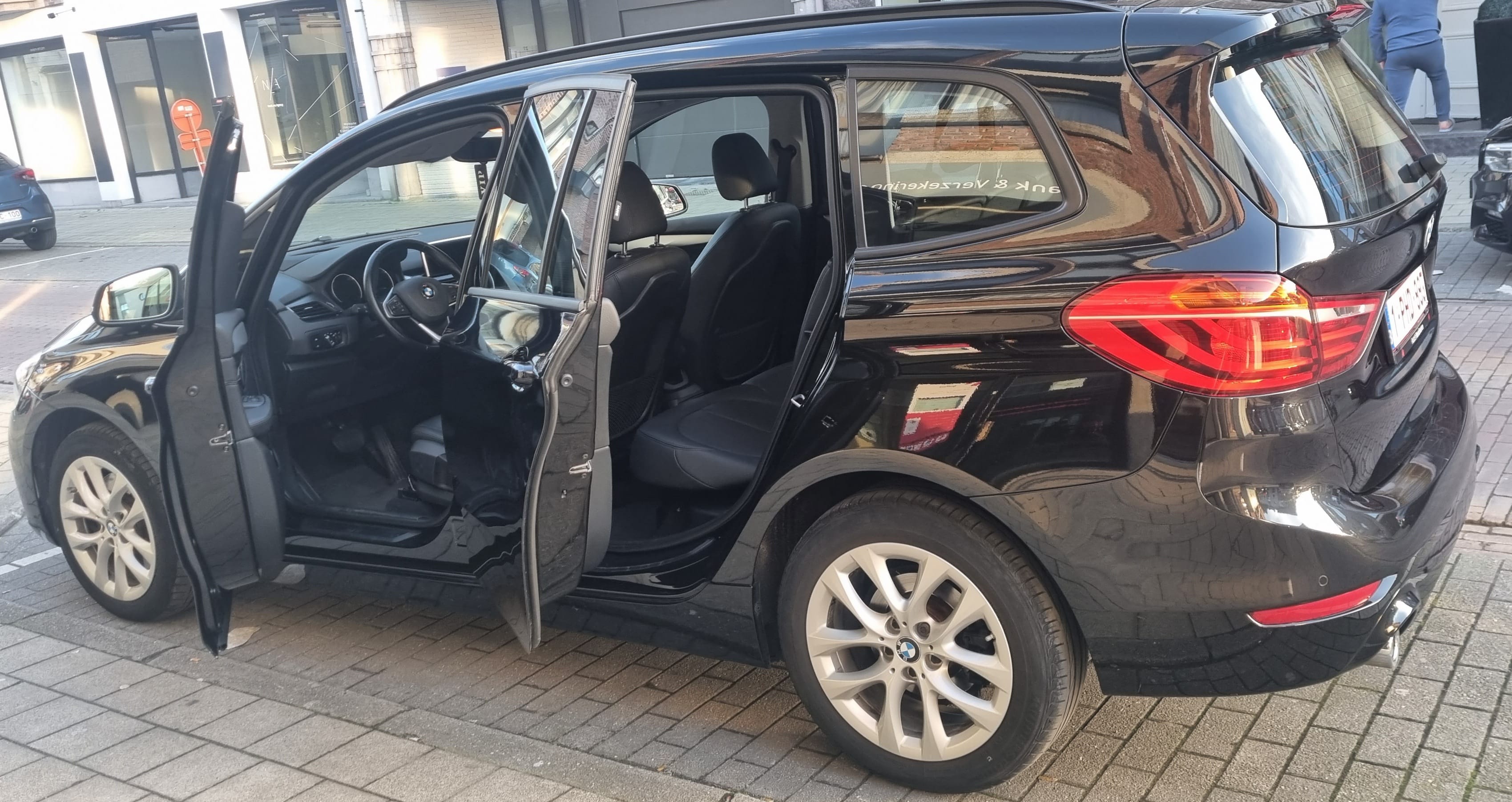 BMW Série 2 Gran Tourer 7 places met Autostoel baby