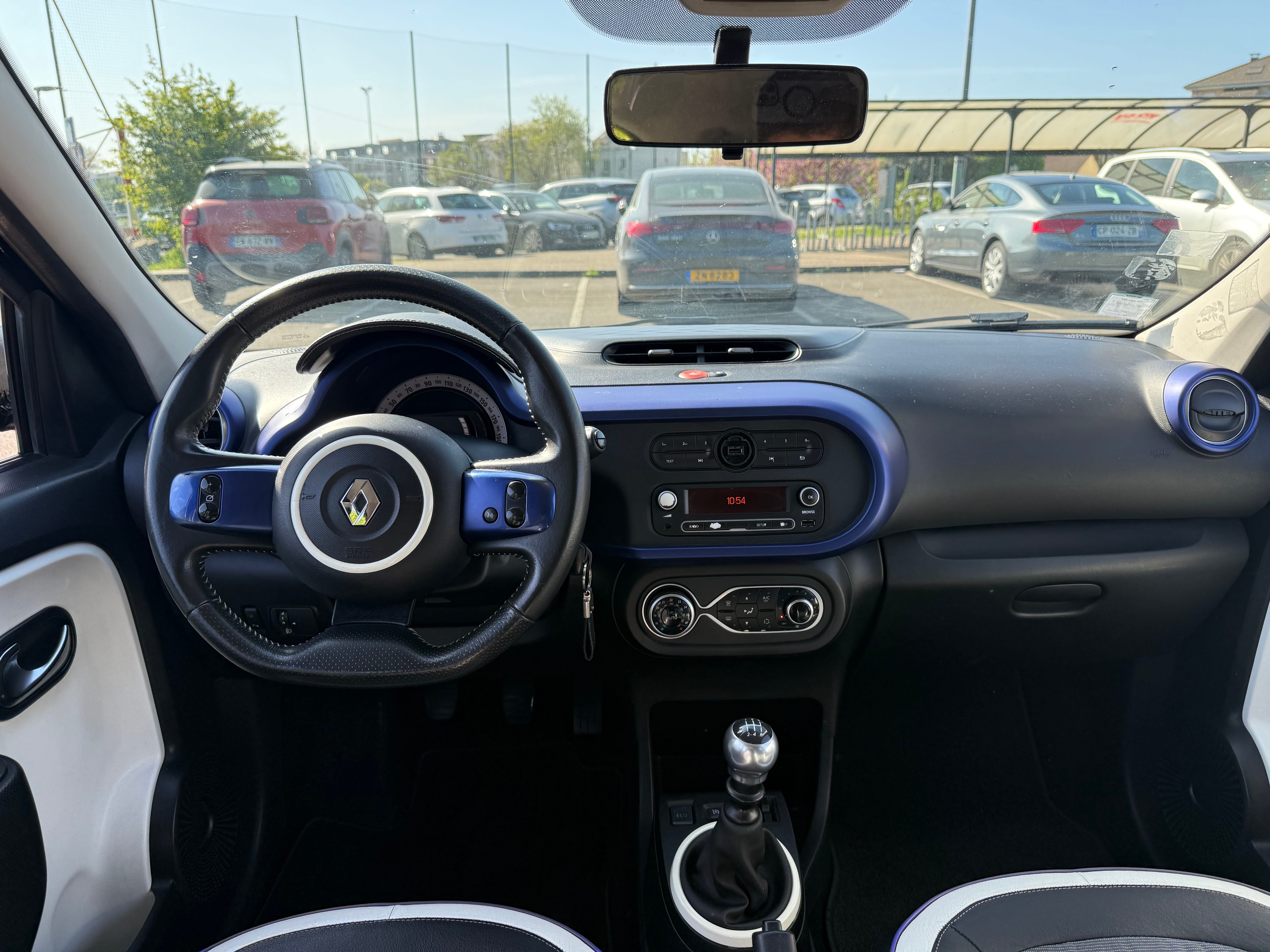 Renault Twingo III COSMIC avec Audio Bluetooth