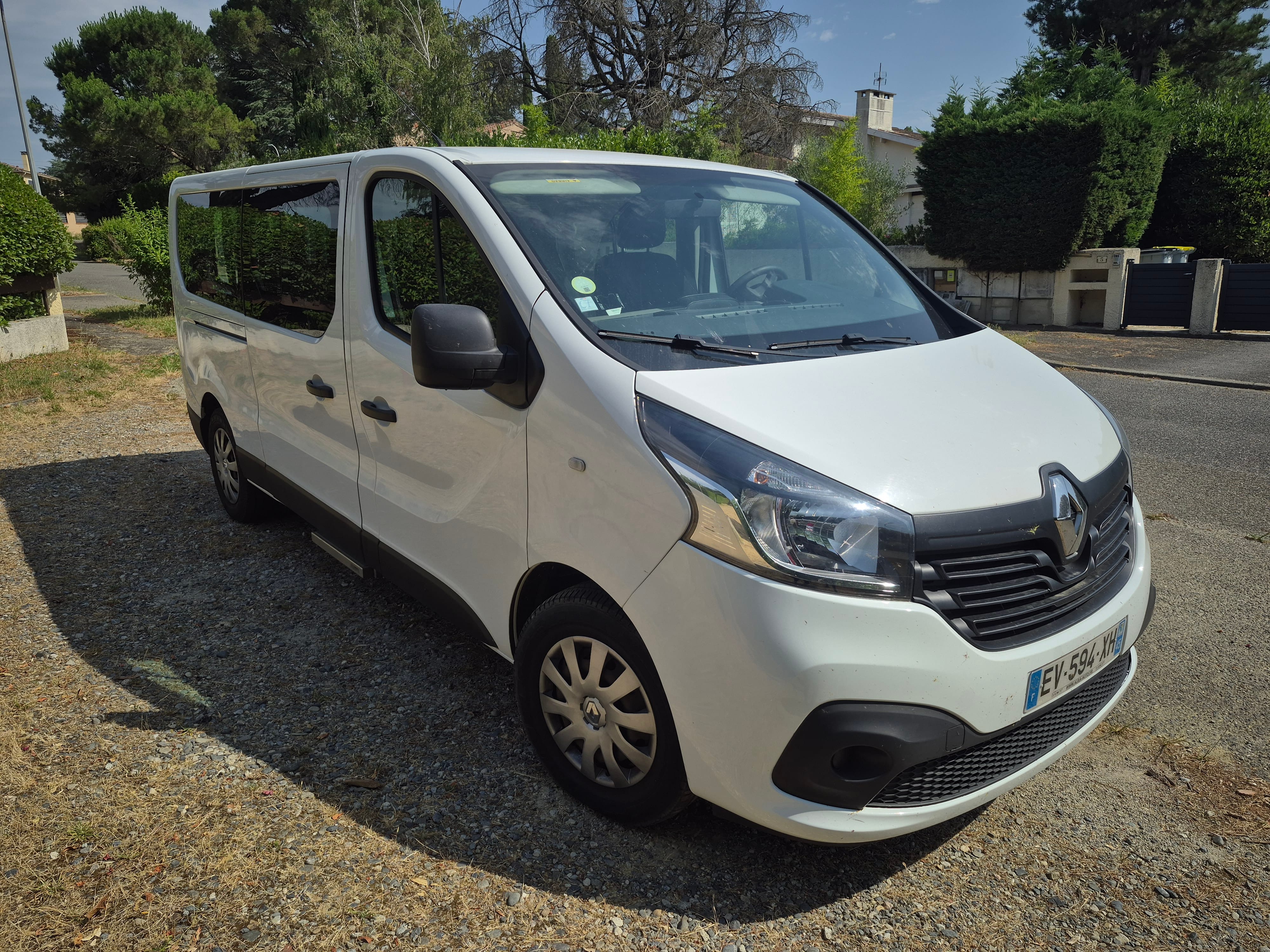 Renault Trafic, 2018, Diesel, 9 zitplaatsen en meer