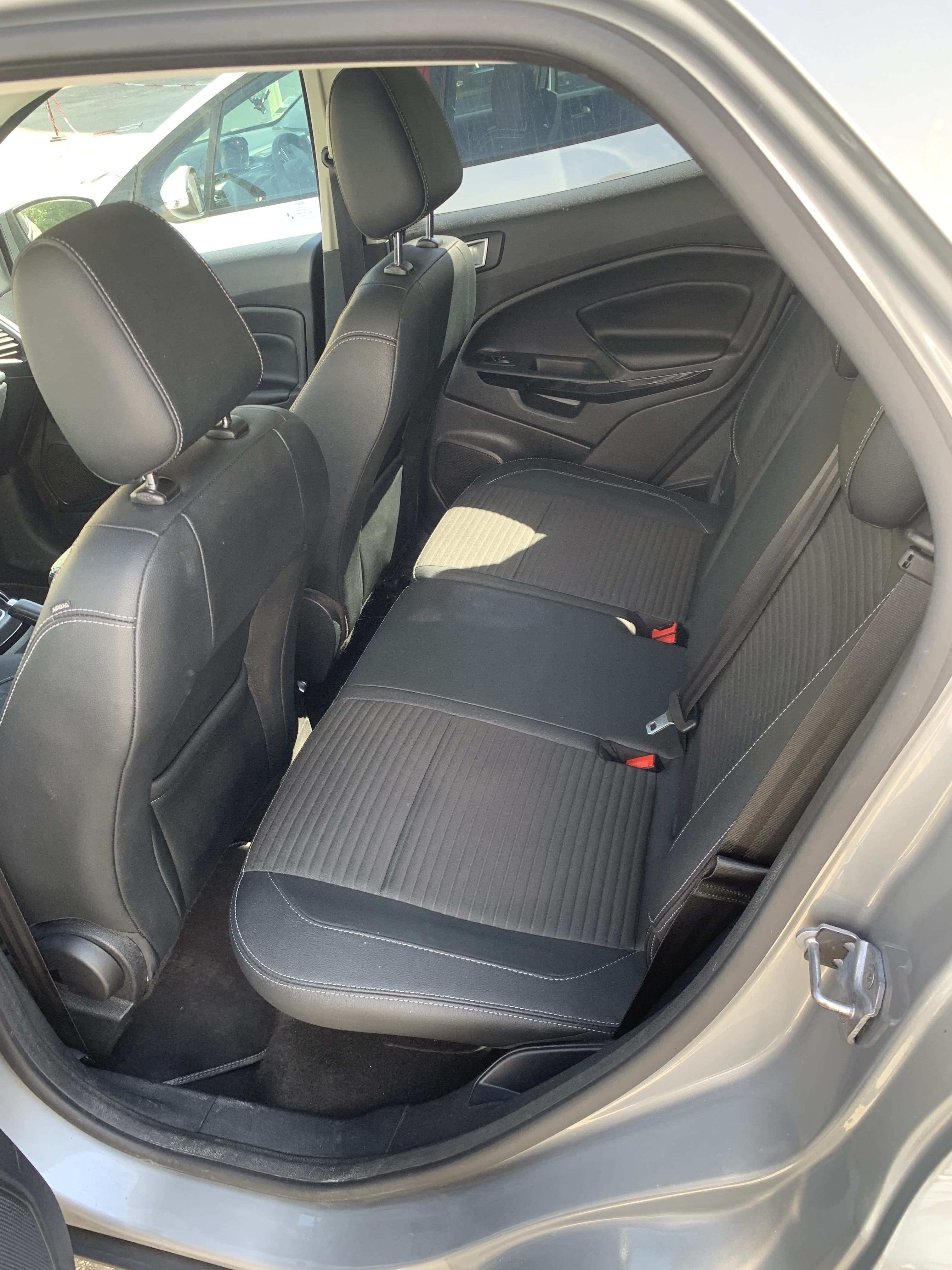 Ford EcoSport avec Siège bébé