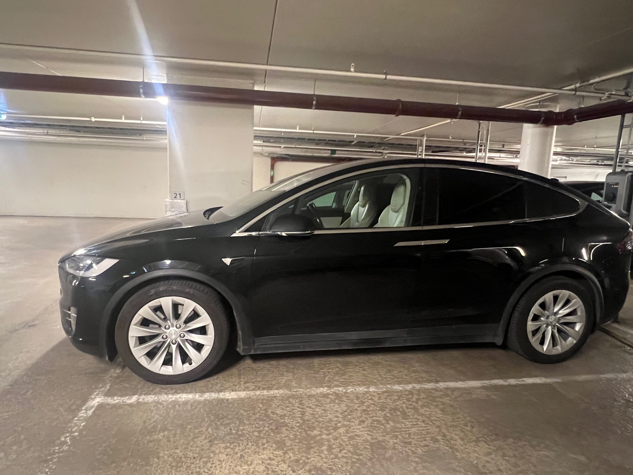 Tesla Model X med Aircondition