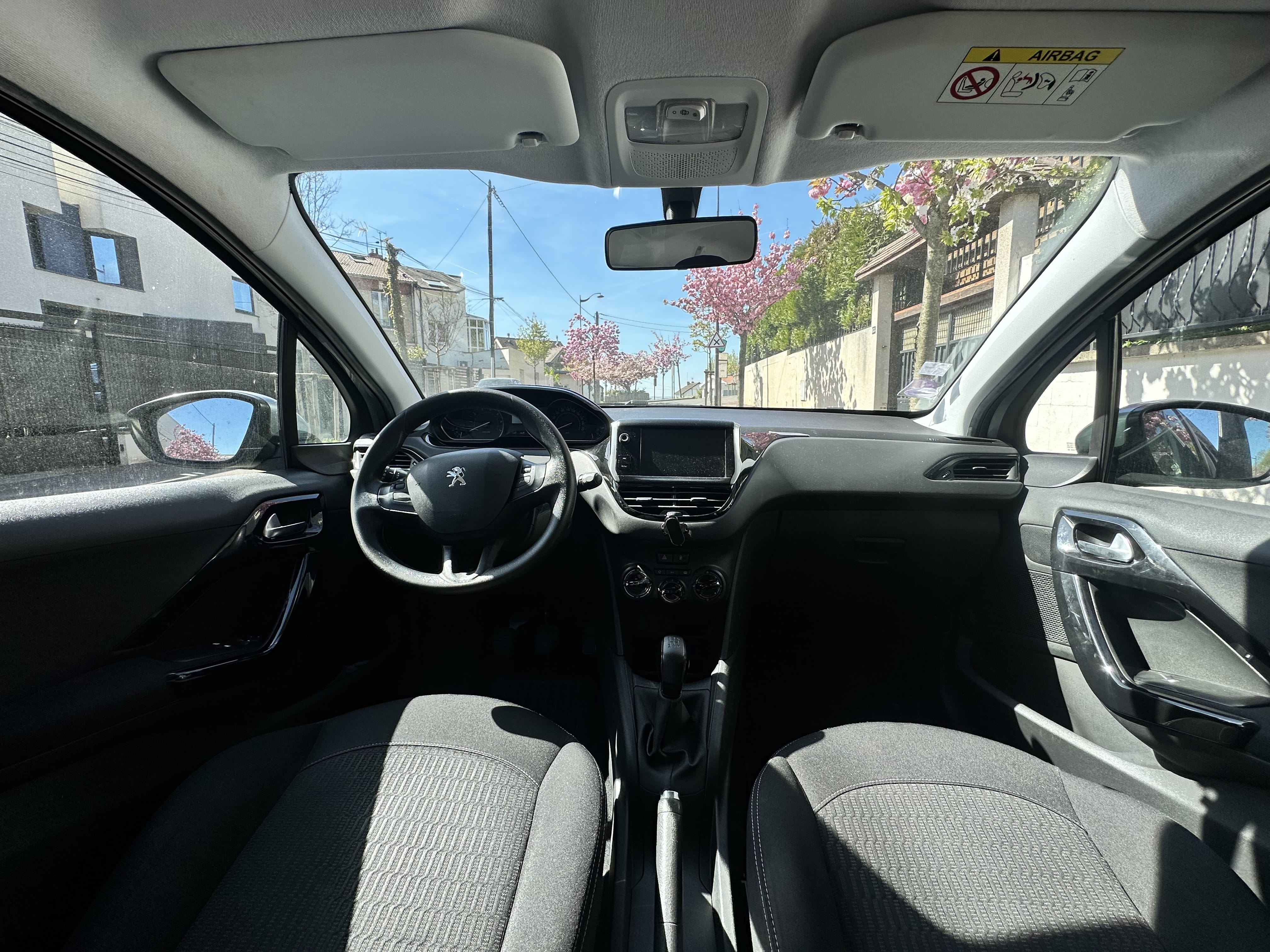 Peugeot 208 avec Régulateur de vitesse
