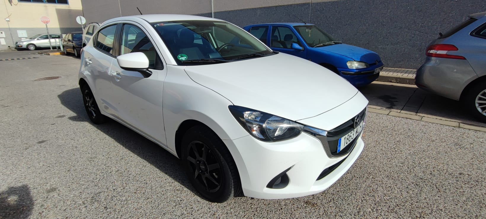 Mazda 2 con Control de velocidad