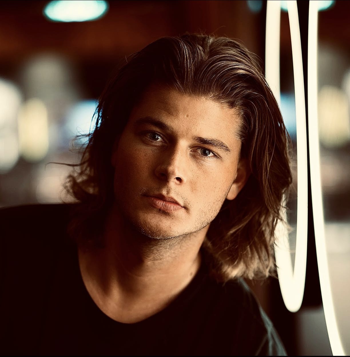 Adrian Henrik