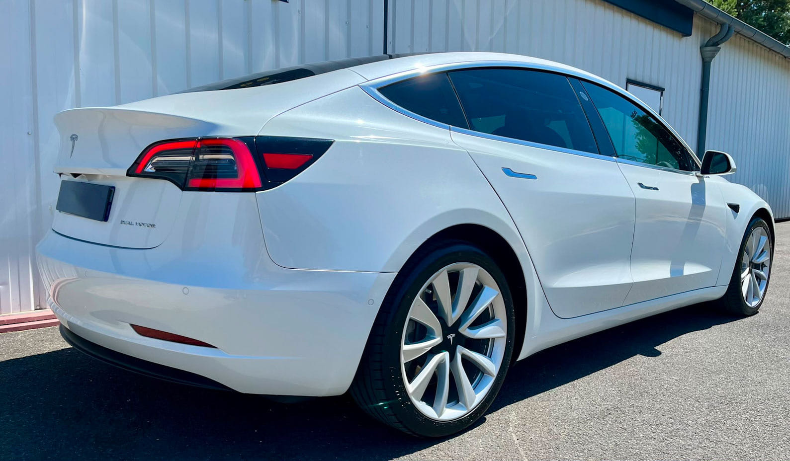 Tesla Model 3 Long Range avec Climatisation