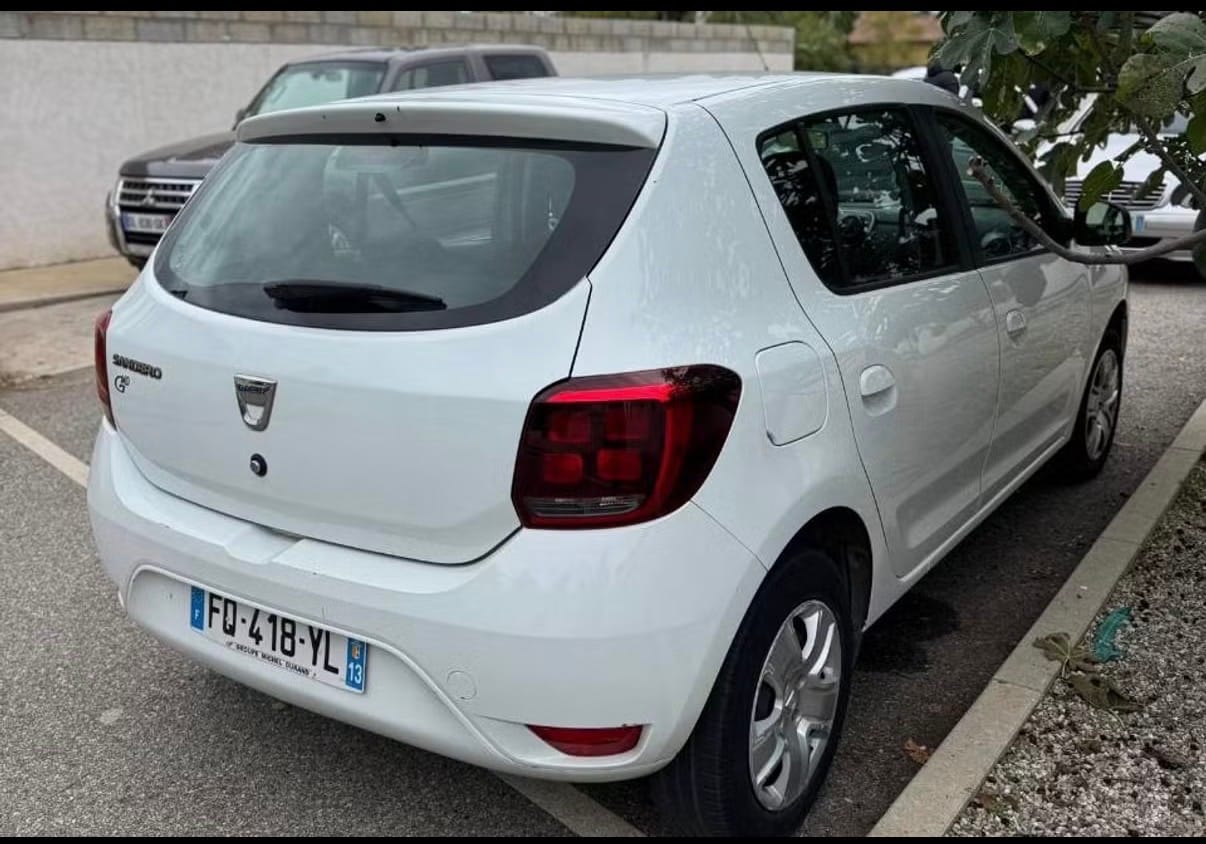 Dacia Sandero avec Climatisation