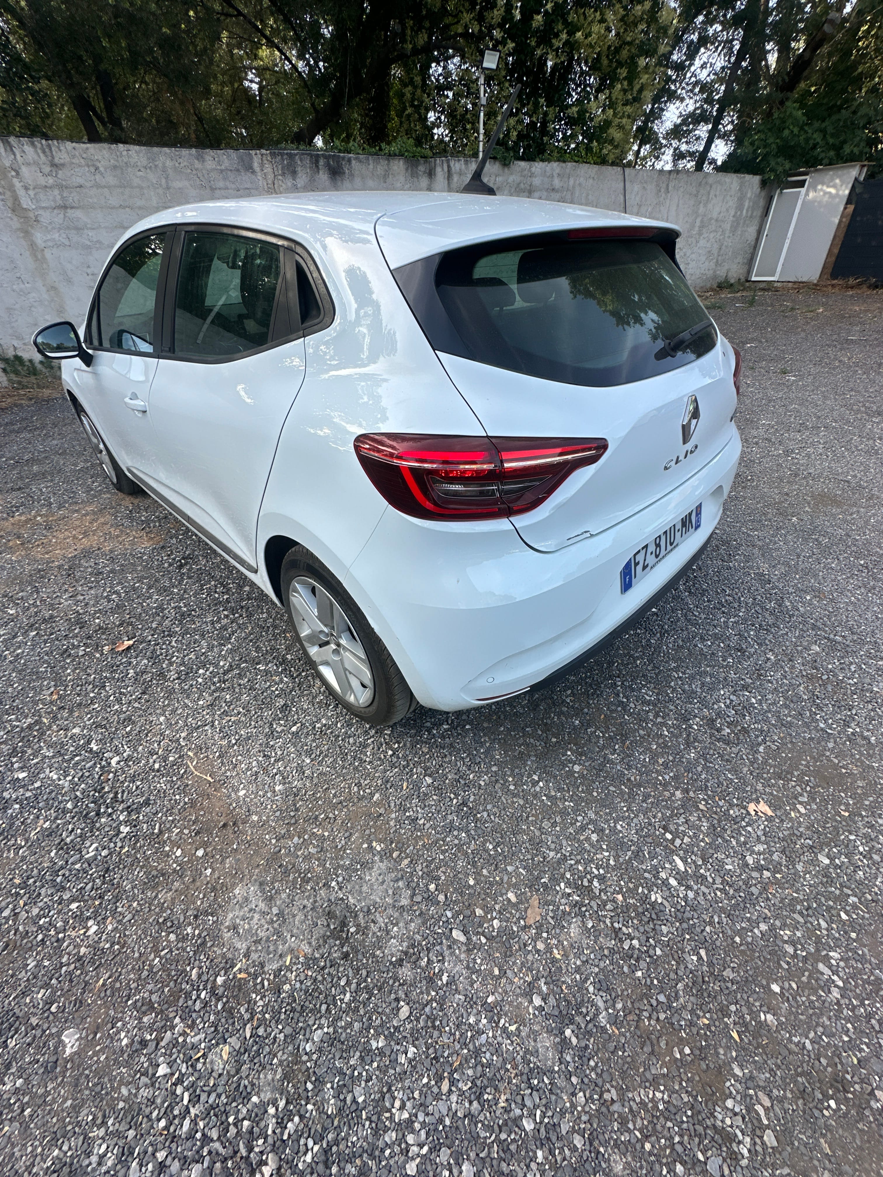 Renault Clio E-tech avec Climatisation