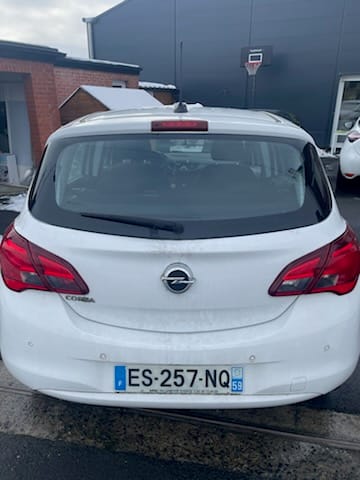 Opel Corsa avec GPS