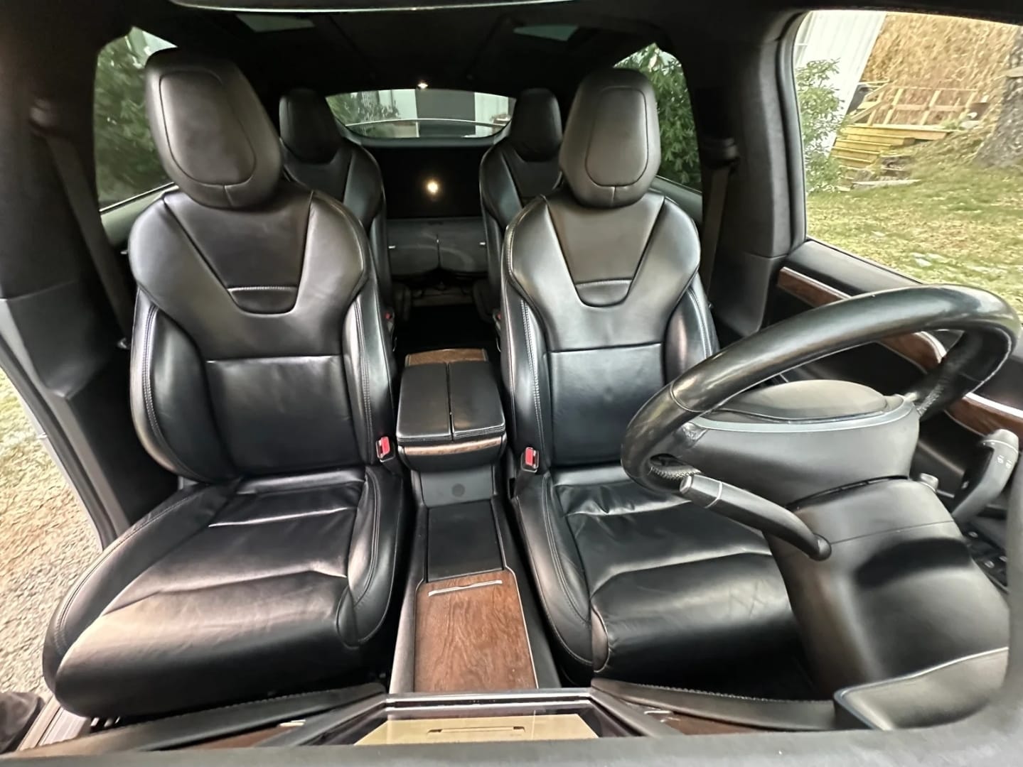 Tesla Model X 100D med Bluetooth audio