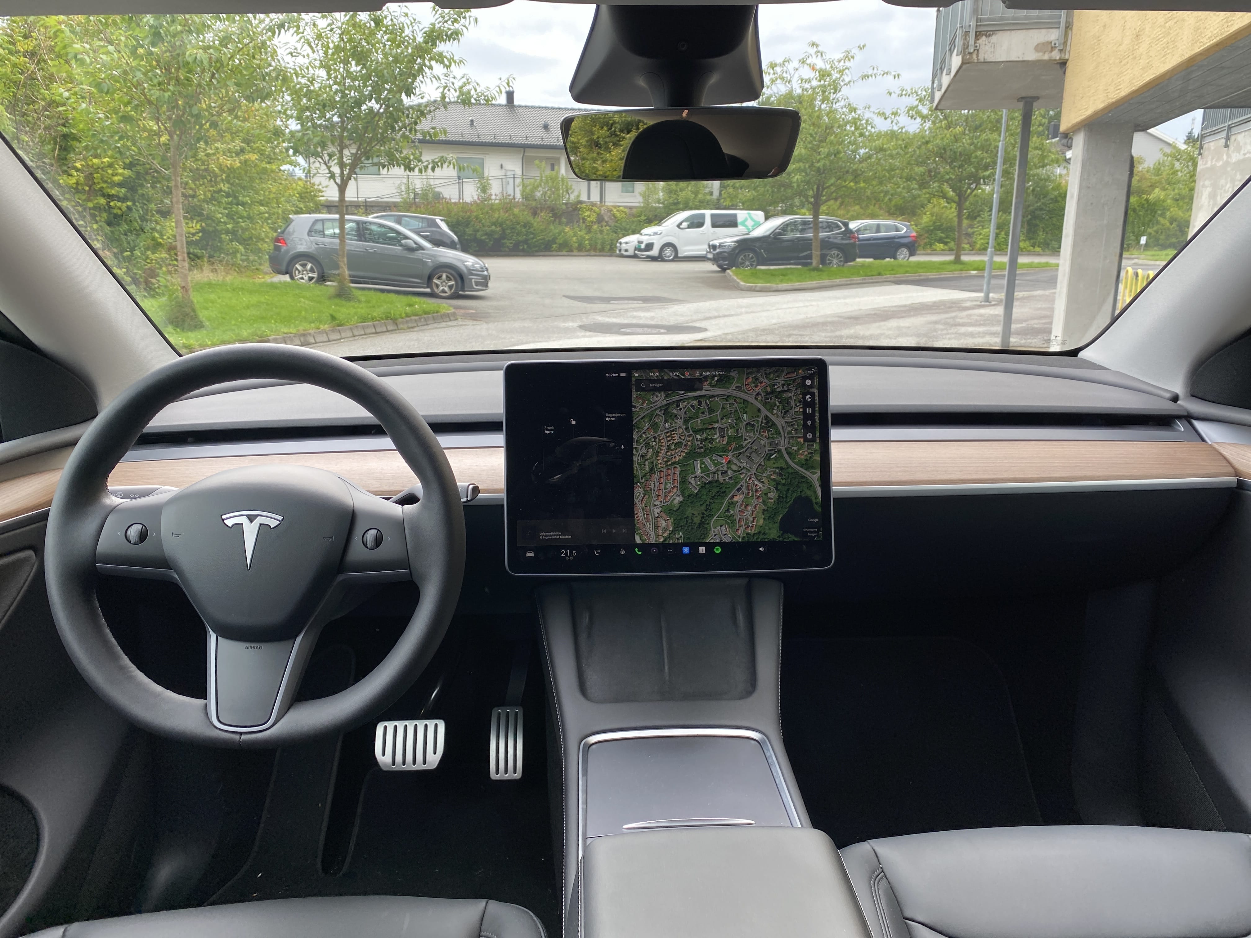 Tesla Model Y Performance/ AP / AWD med Cruisekontroll