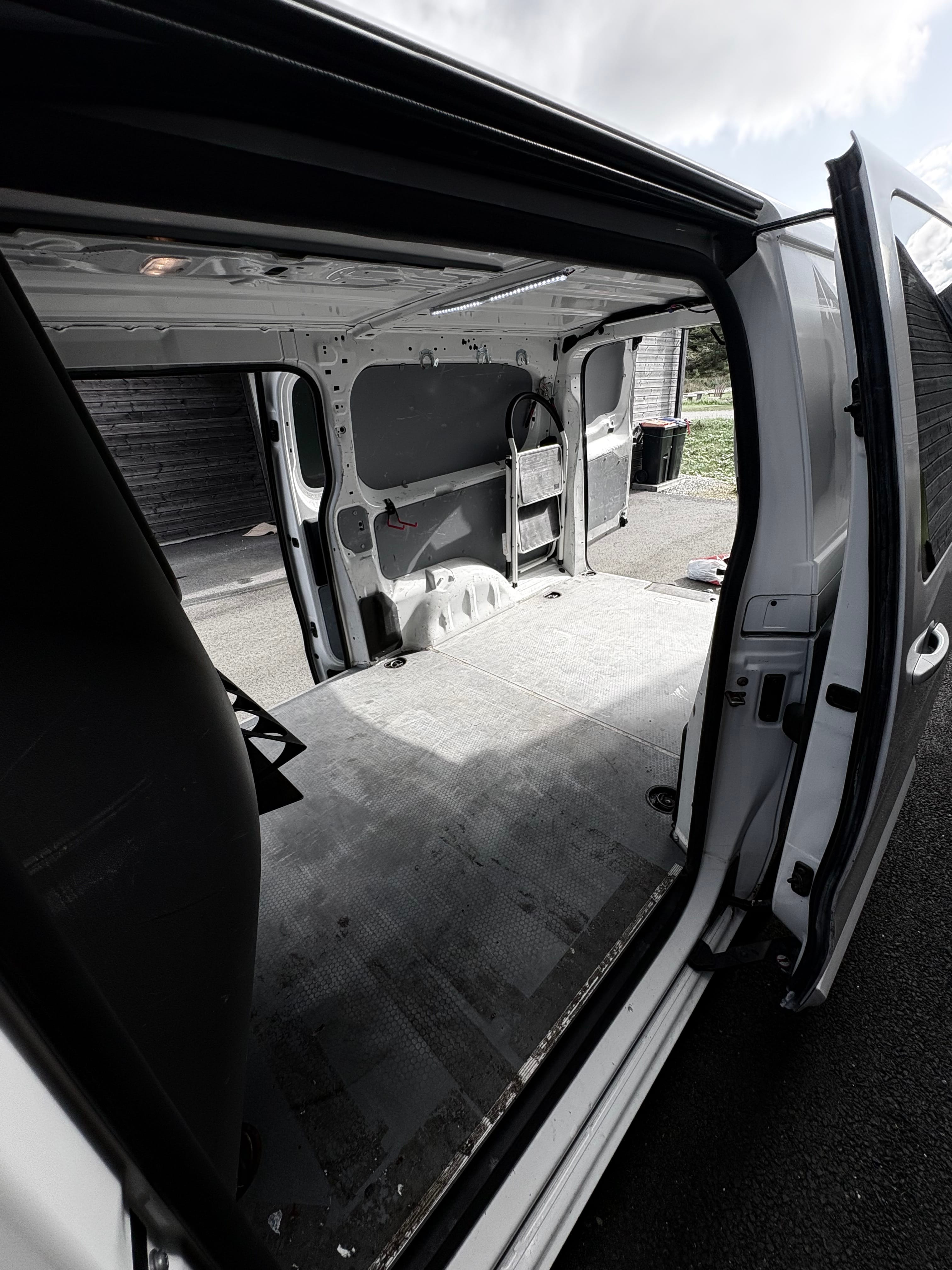 Peugeot Expert med Android Auto