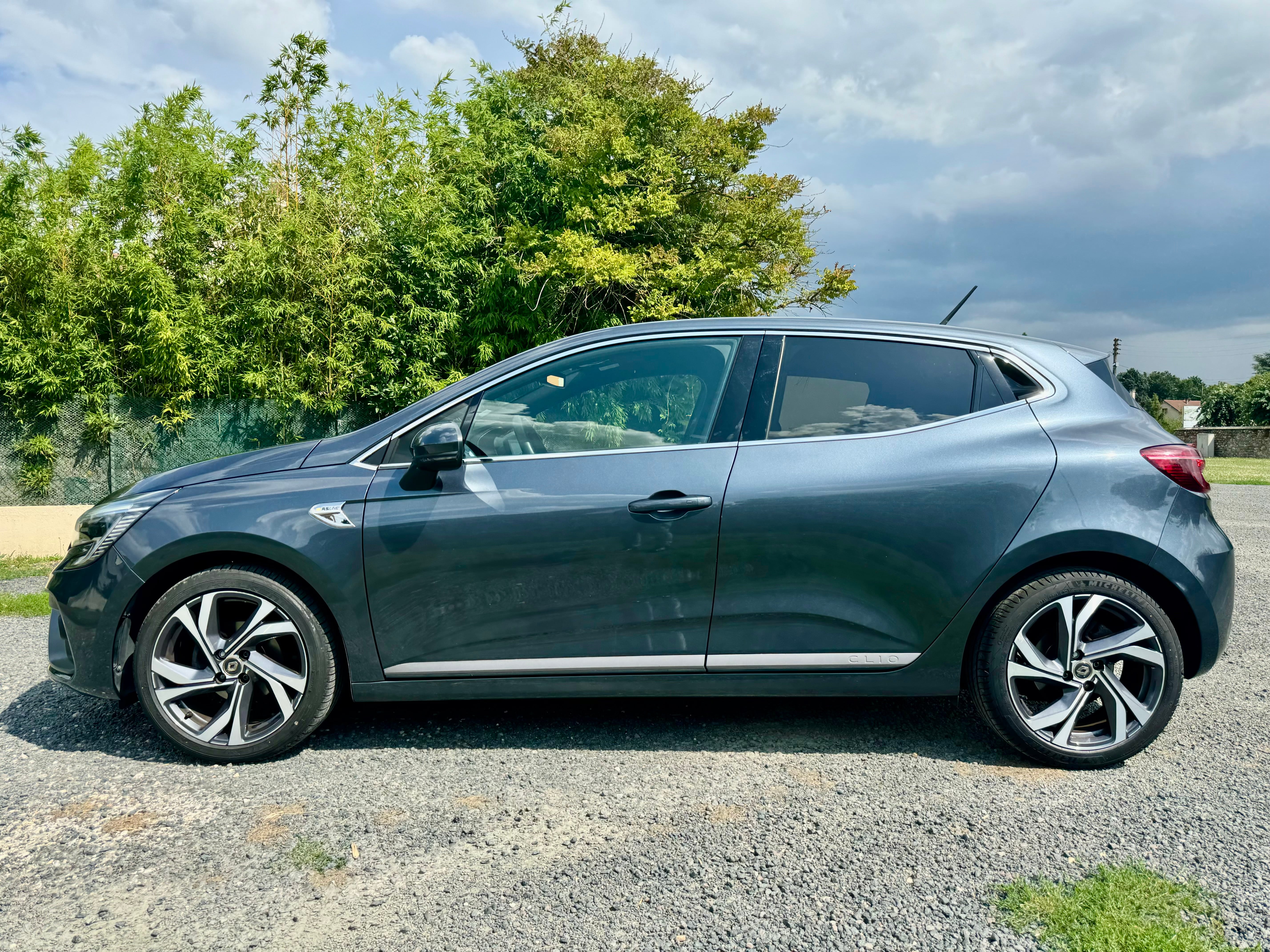Renault Clio avec Climatisation
