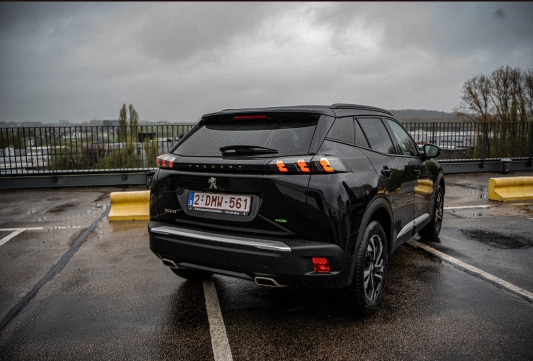 Peugeot 2008 with Cruise control