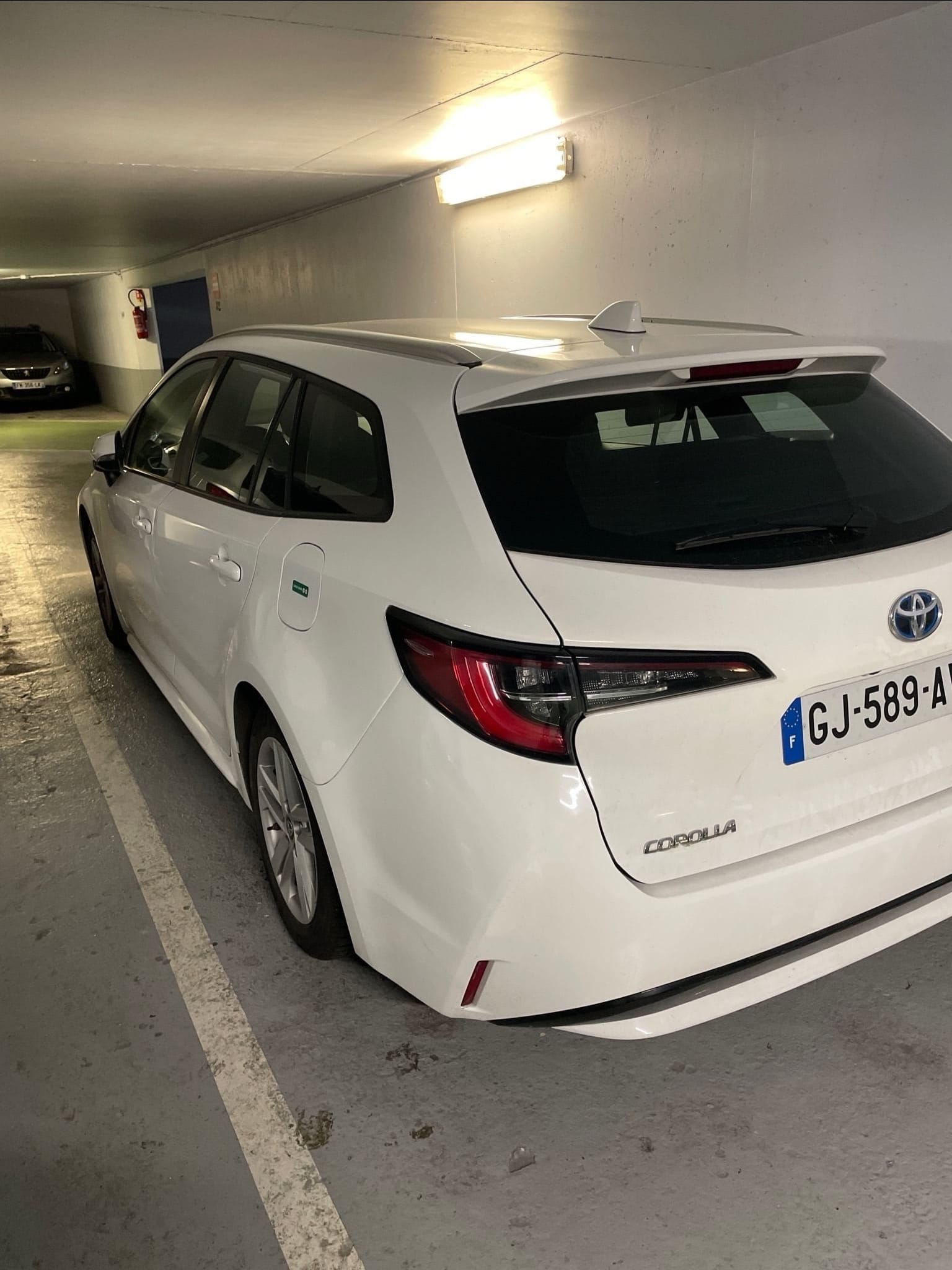 Toyota Corolla Break Hybride avec Climatisation