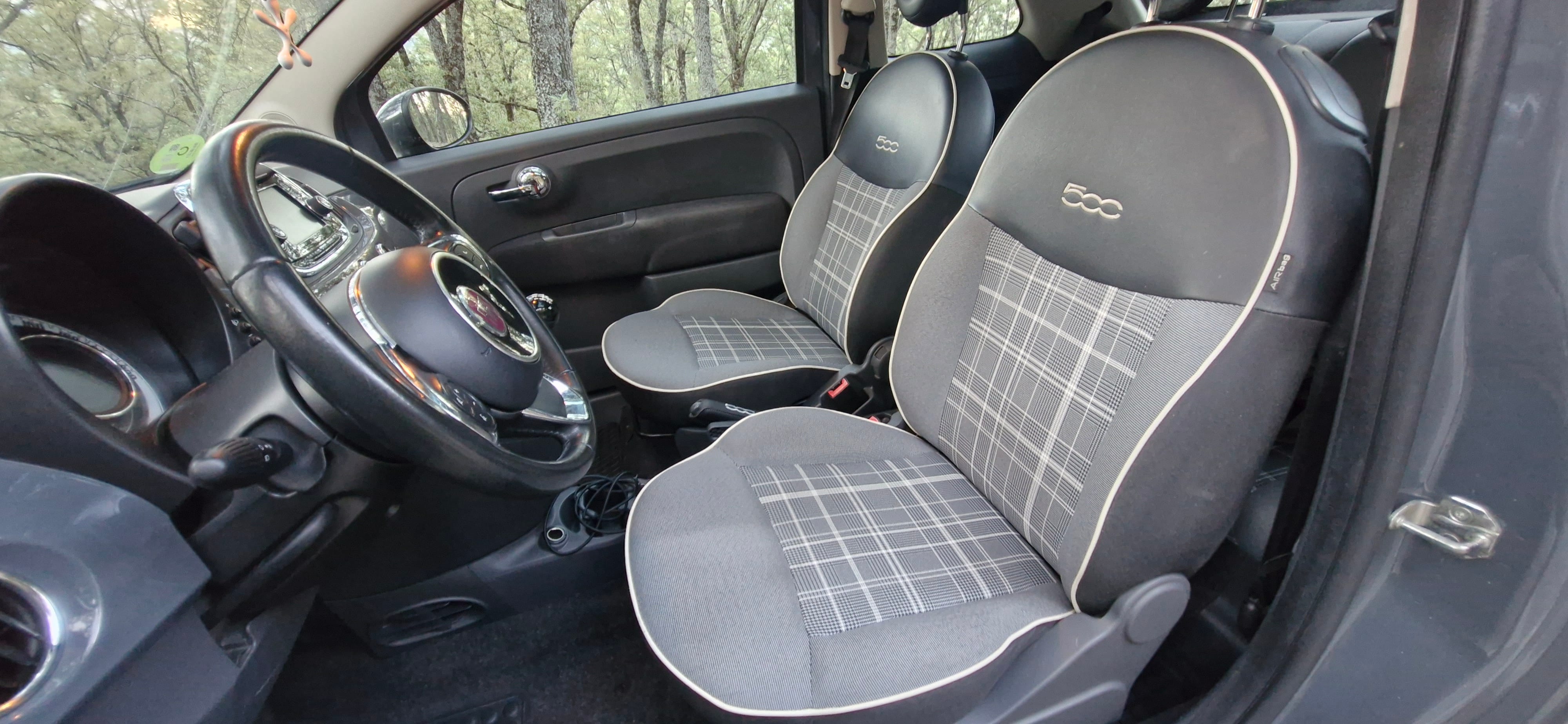 Fiat 500 con Entrada de Audio/iPod