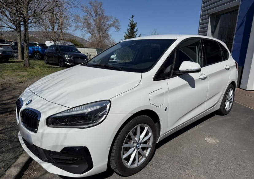 BMW Série 2 Active Tourer, 2019, Essence 98 / Électrique (hybride), automatique