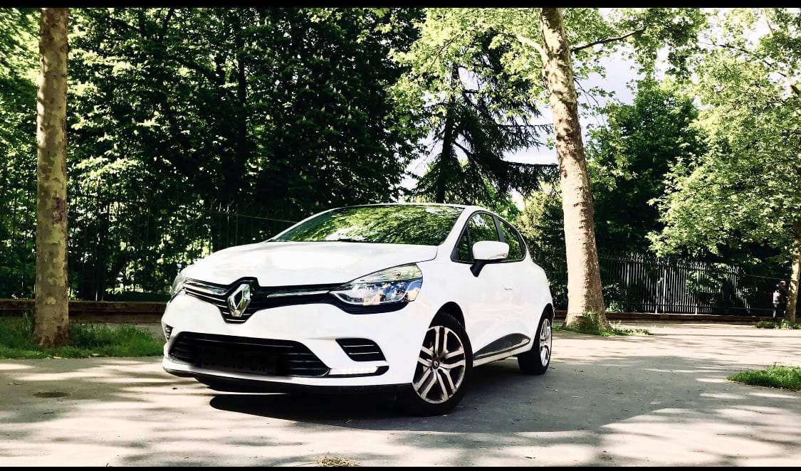 Renault Clio ES035 avec Entrée audio / iPod