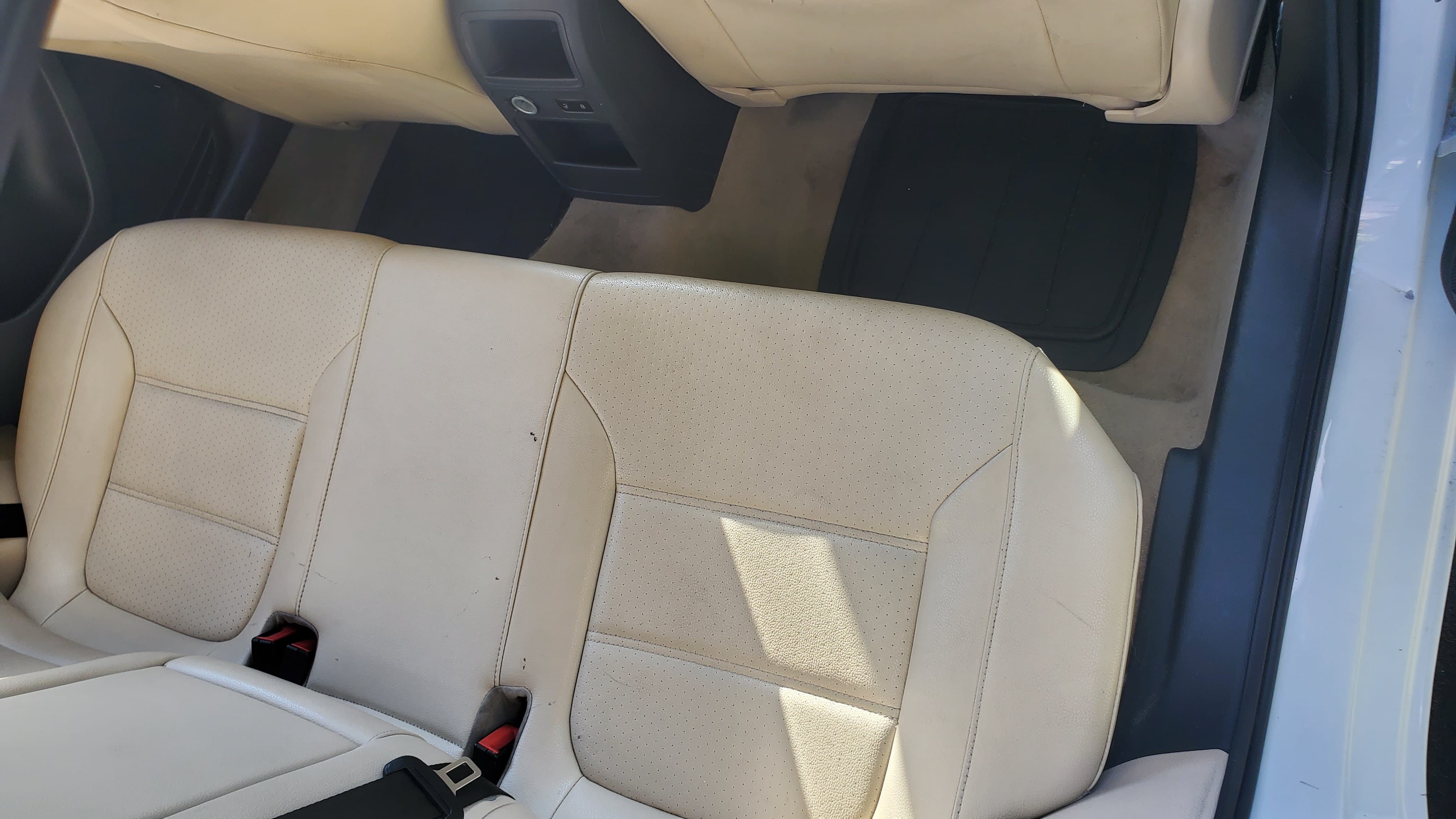 Volkswagen Jetta GLI with Cruise control
