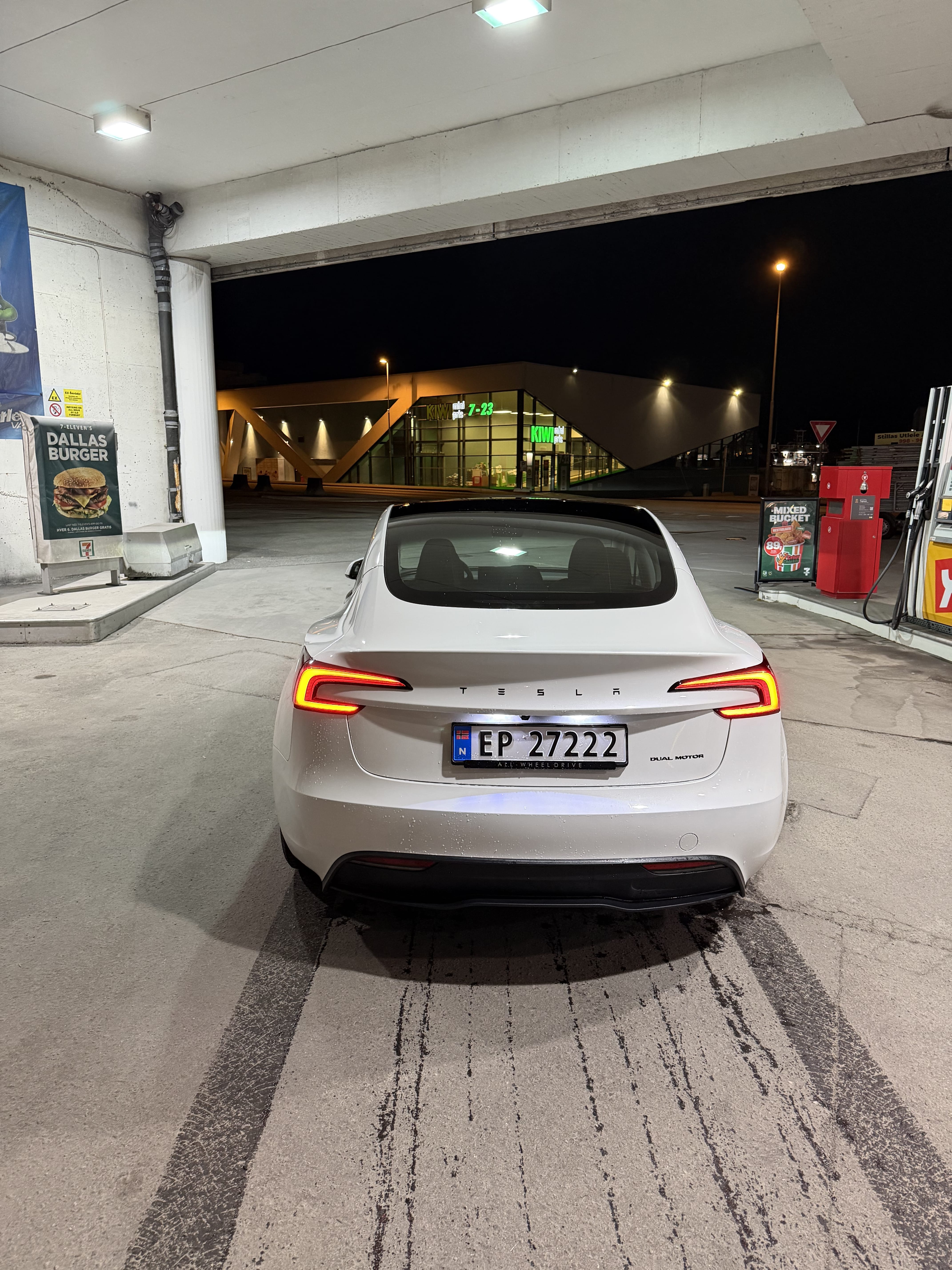 Tesla Model 3 Long Range med GPS