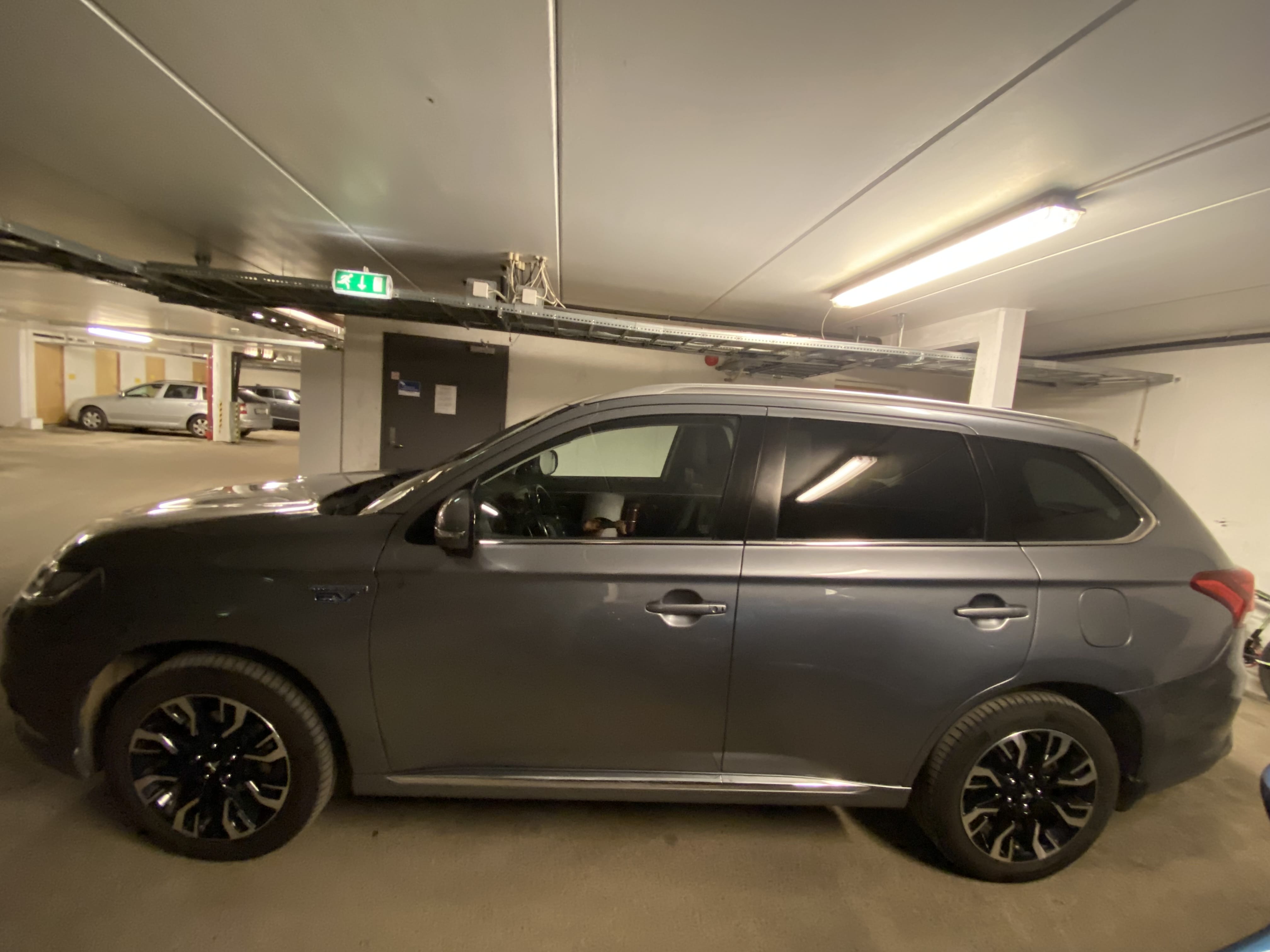 Mitsubishi Outlander Hybrid med Aircondition