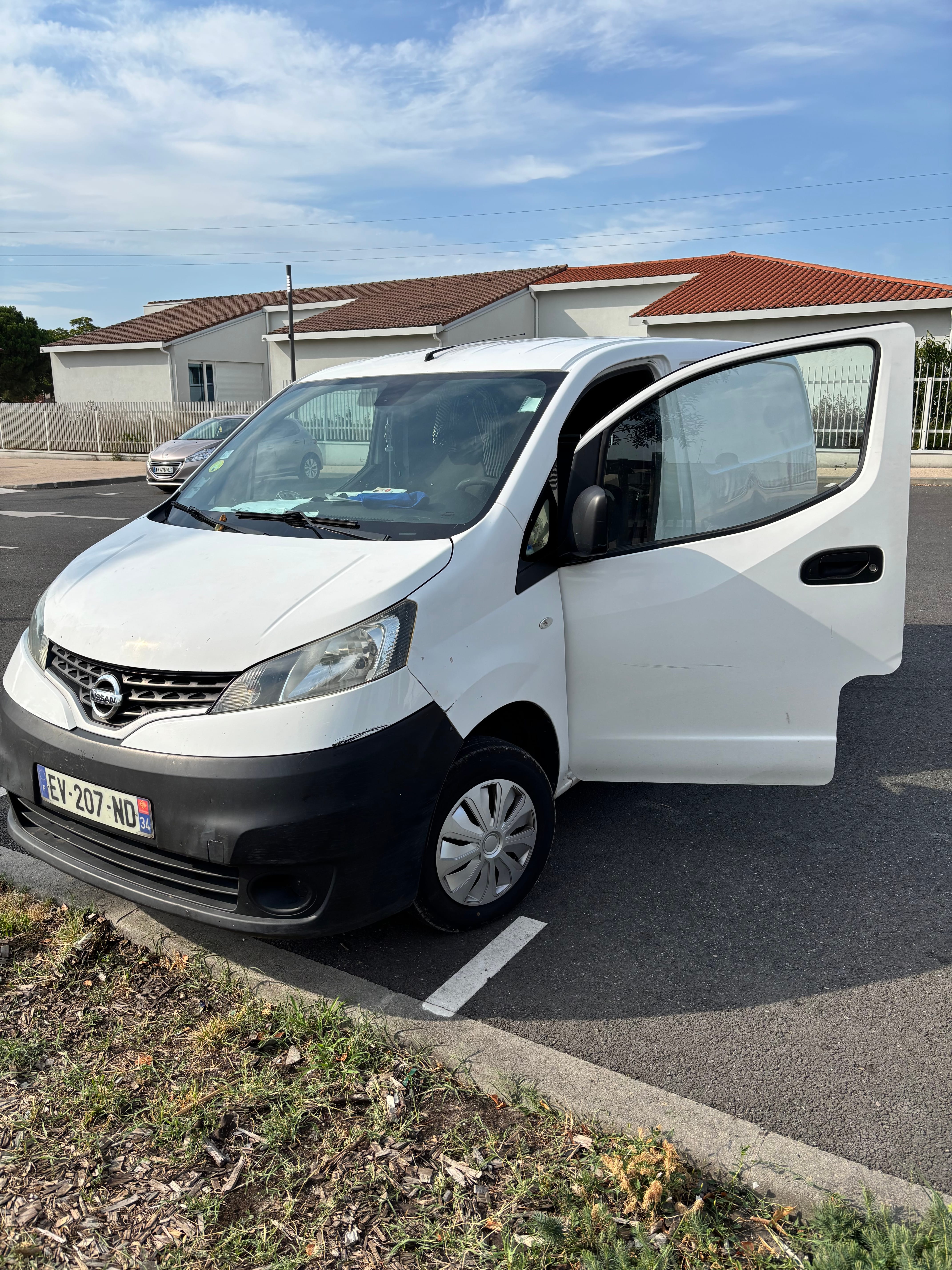 Nissan 200, 2018, Diesel