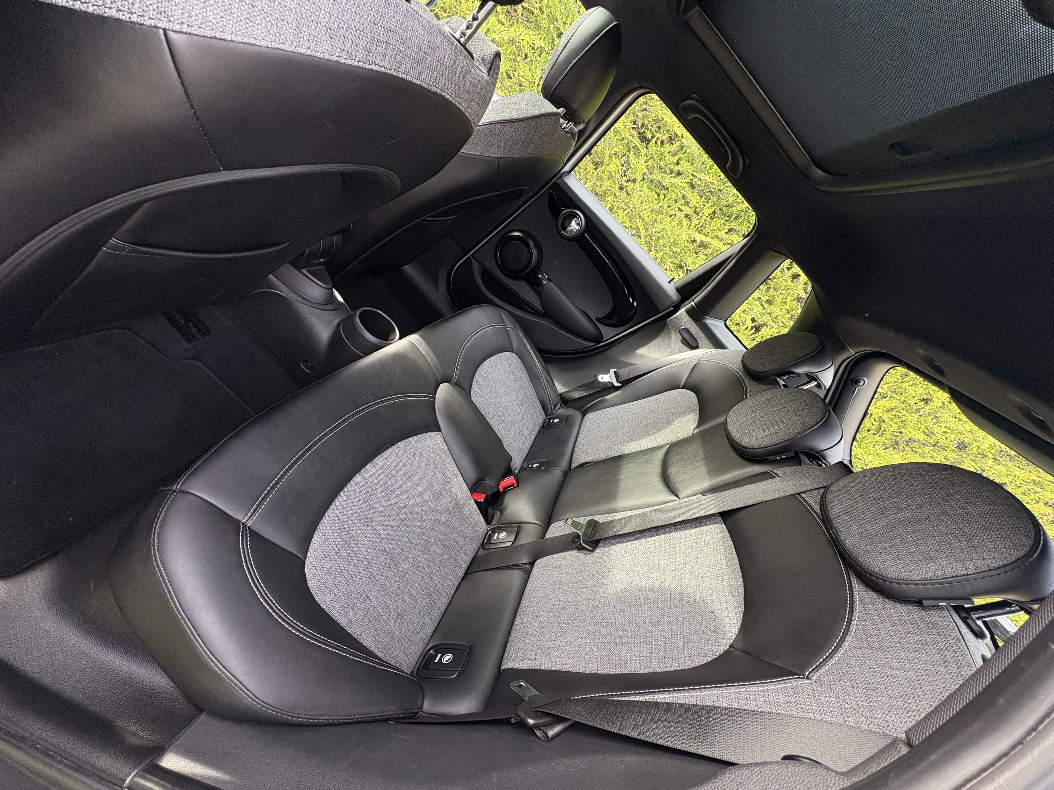 Mini Cooper 5 portes avec Caméra de recul