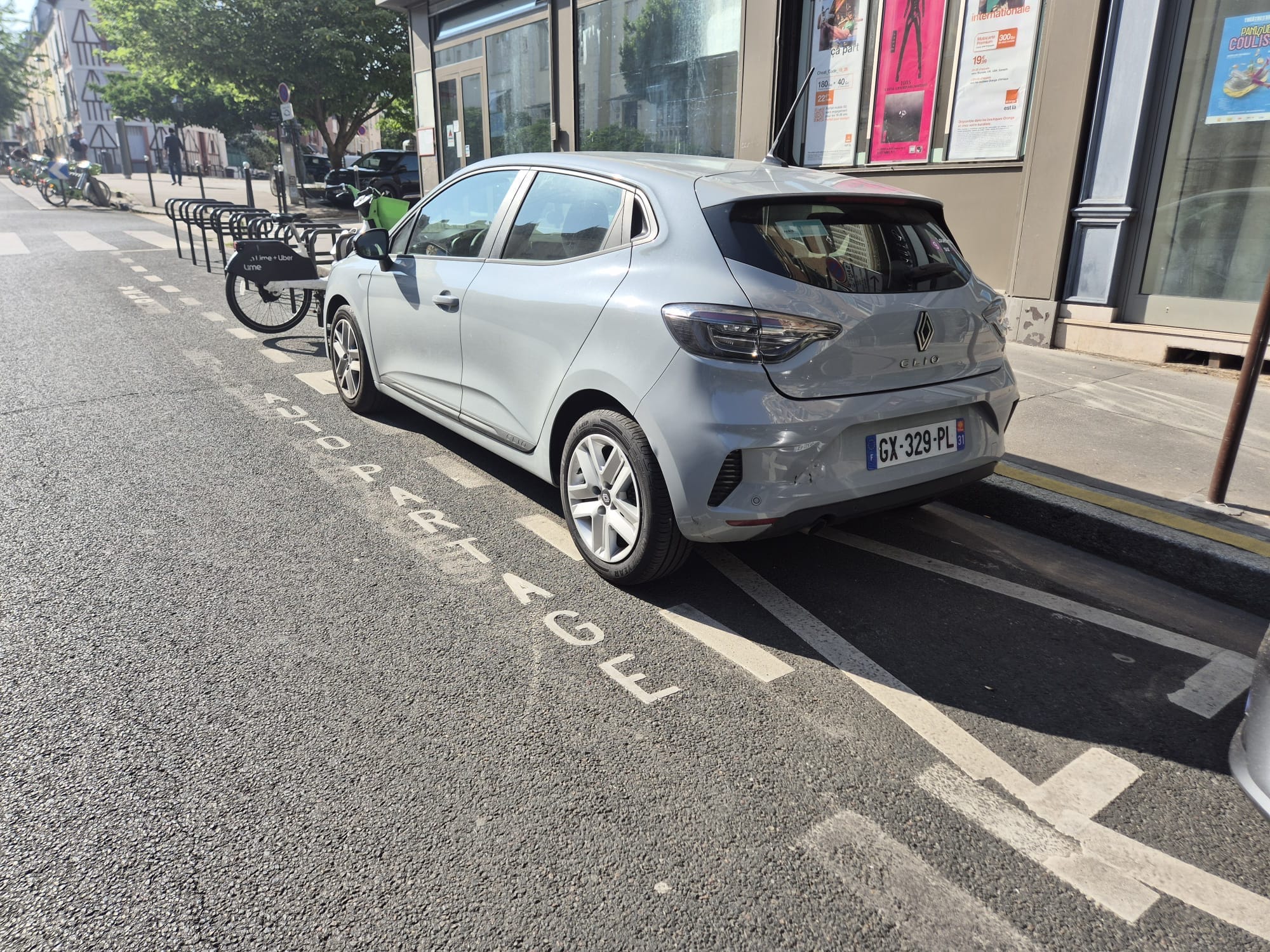Renault Clio avec Régulateur de vitesse