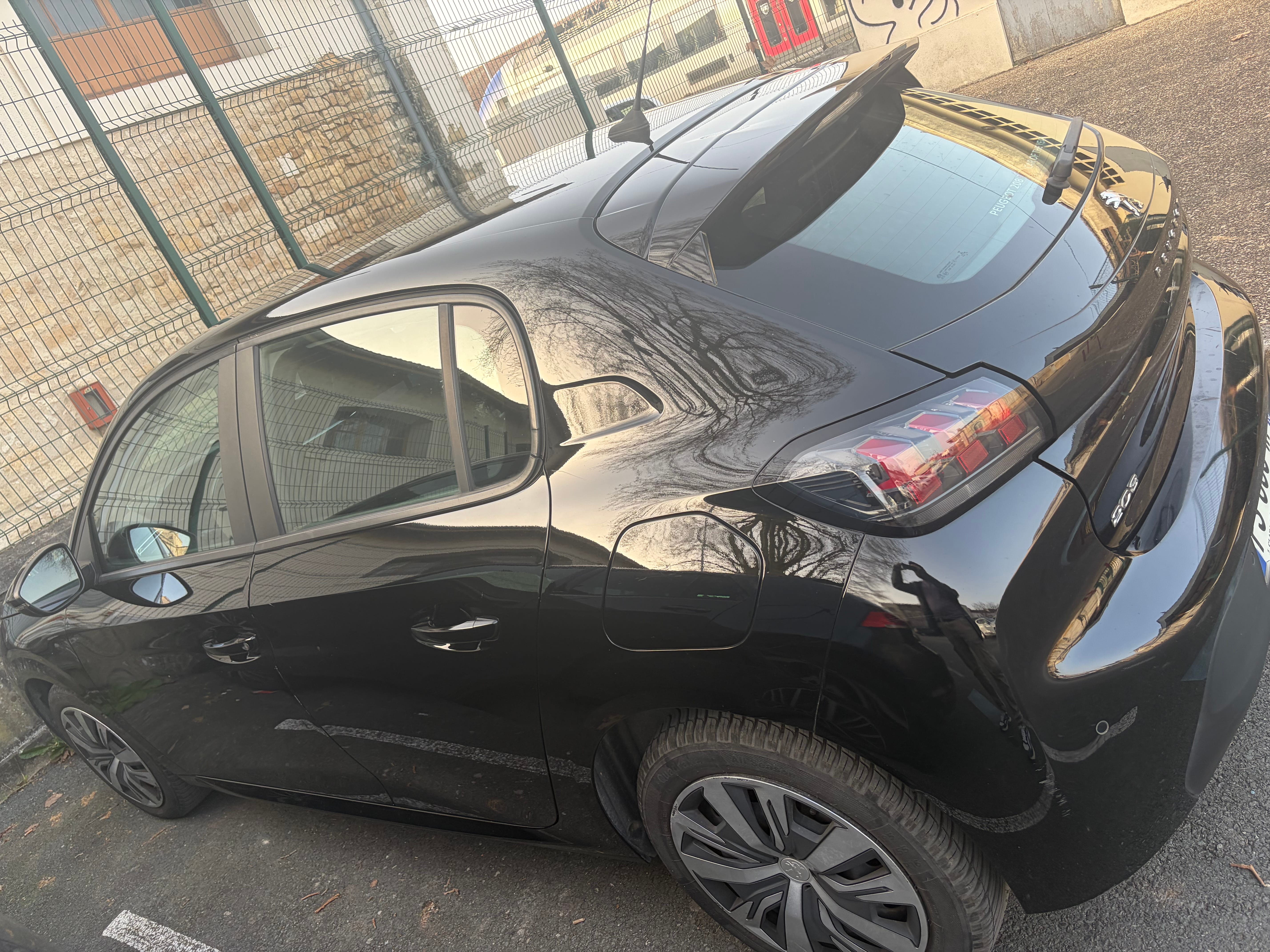 Peugeot 208 avec Caméra de recul