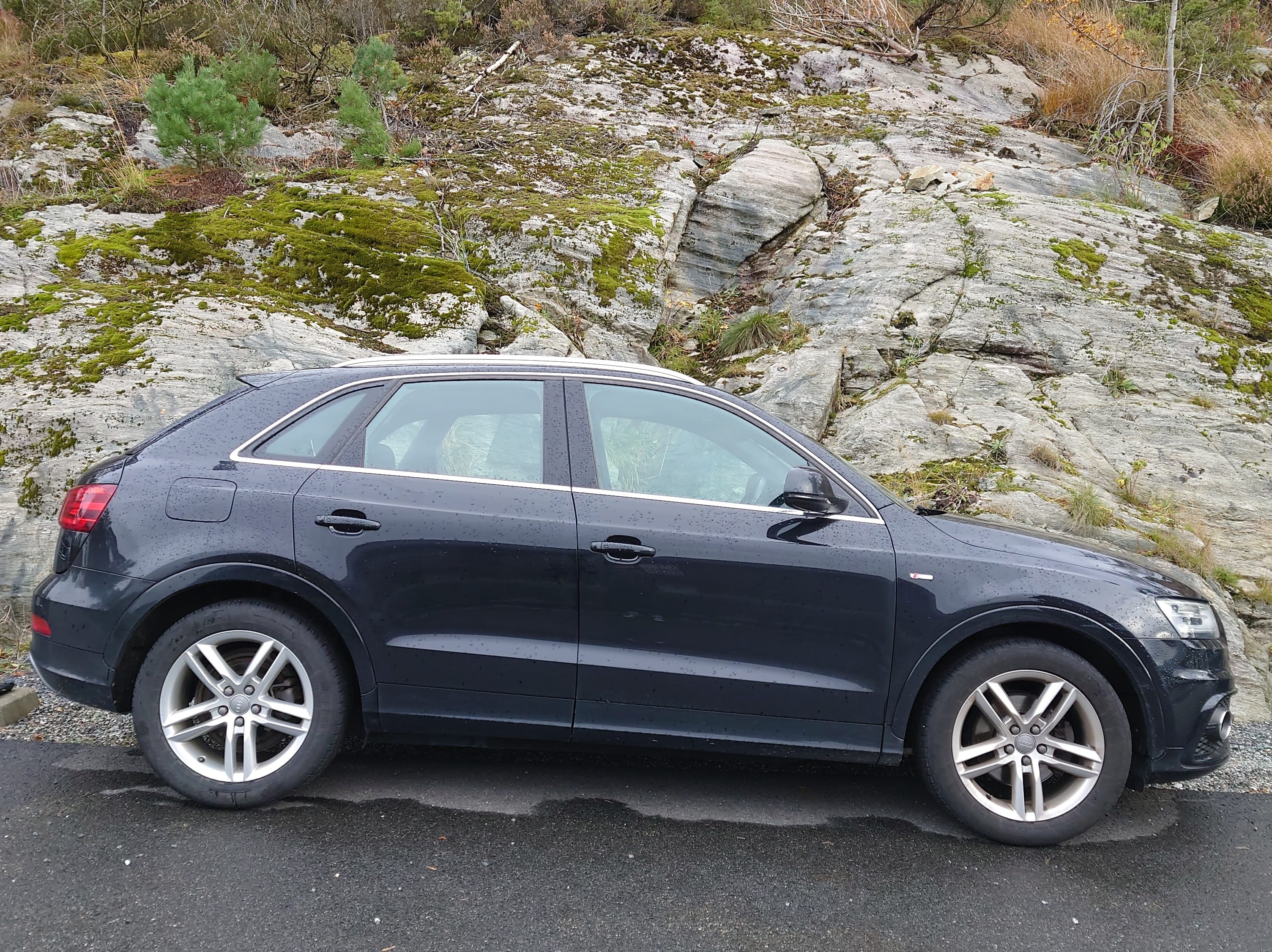 Audi Q3 with Air conditioning