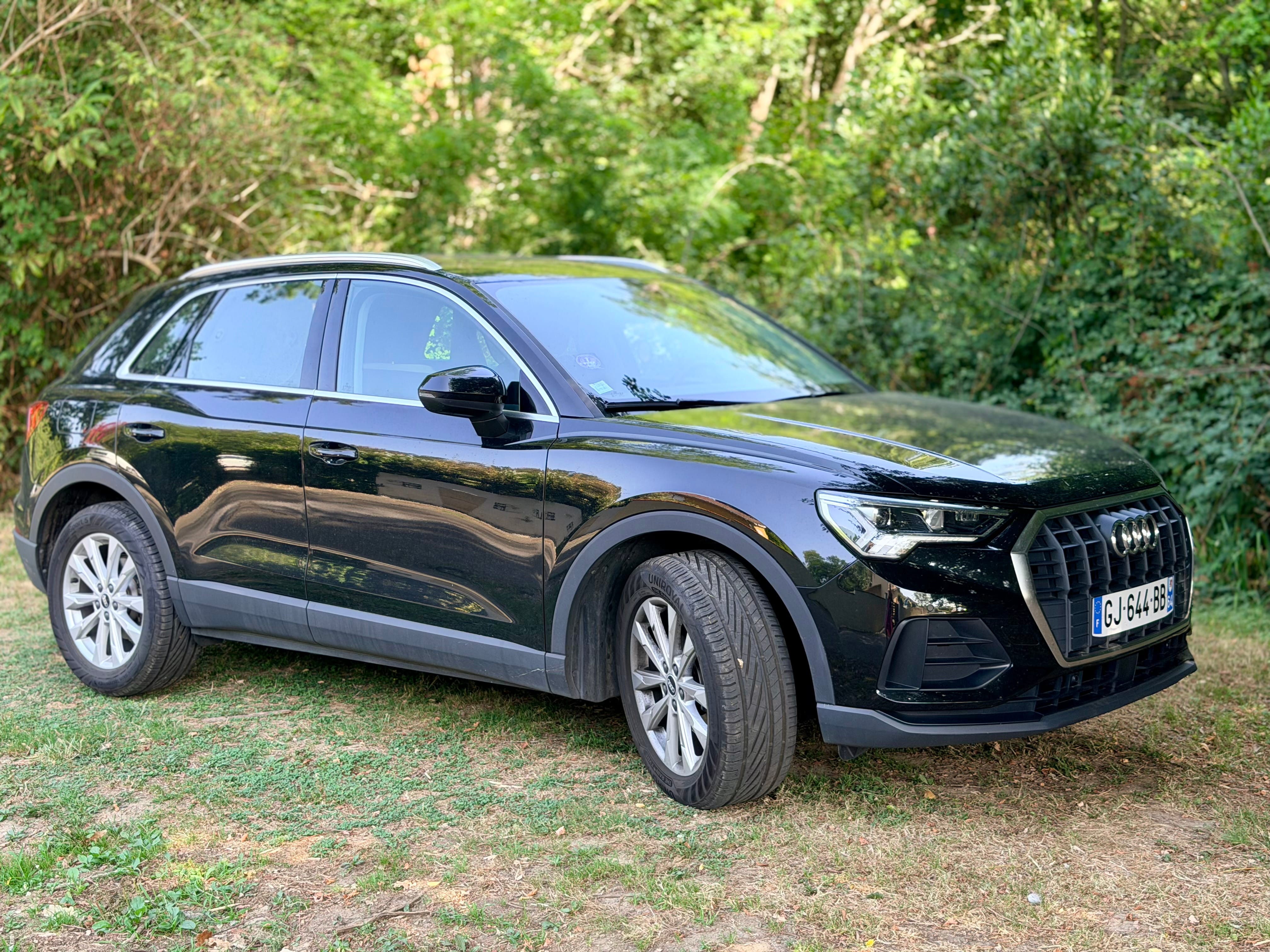 Audi Q3, 2022, Essence 95 / Electric (hybrid), automatic