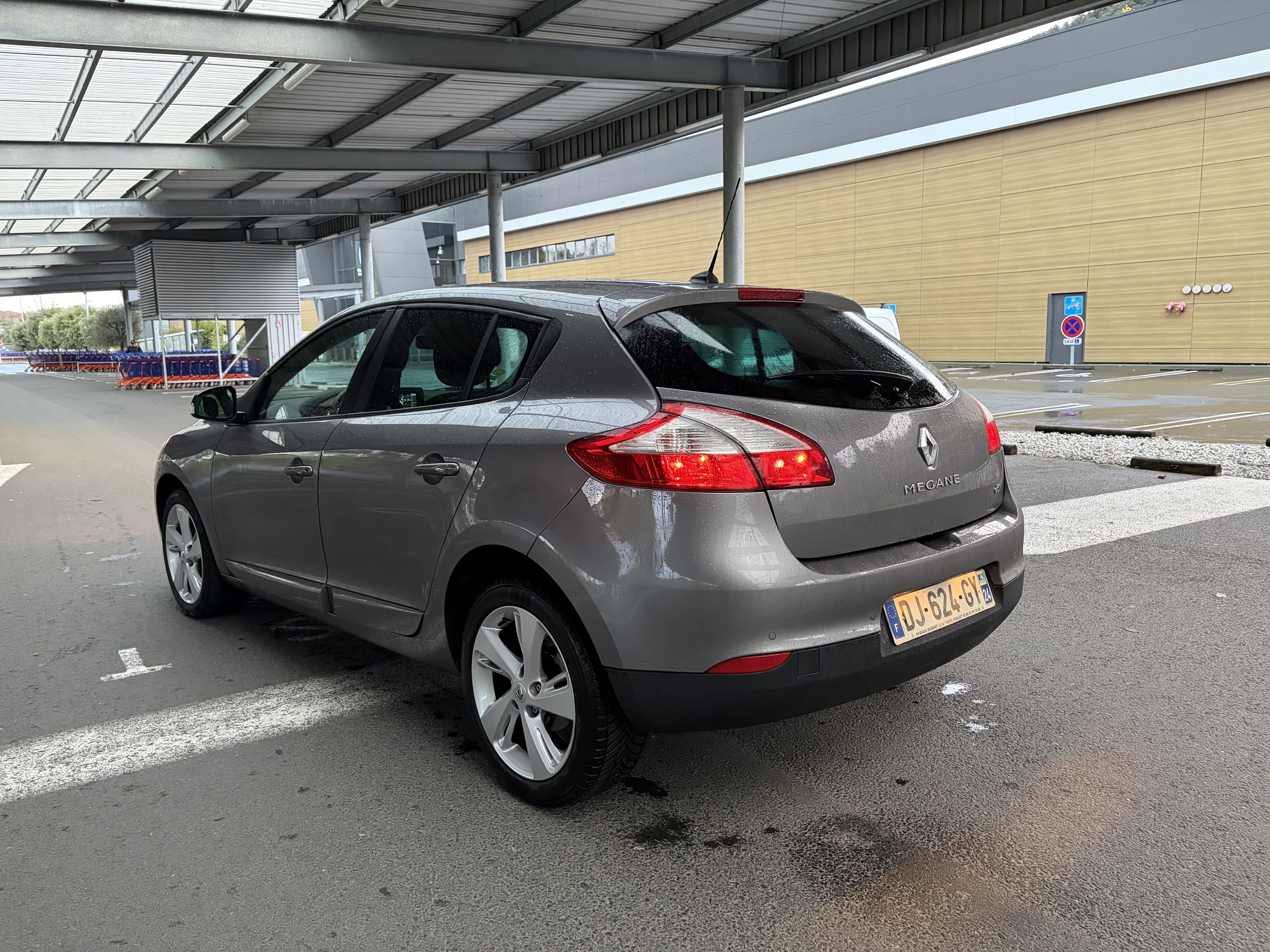 Renault Mégane 5 Portes 1.5 Diesel 110 CV Boîte 6 avec Régulateur de vitesse