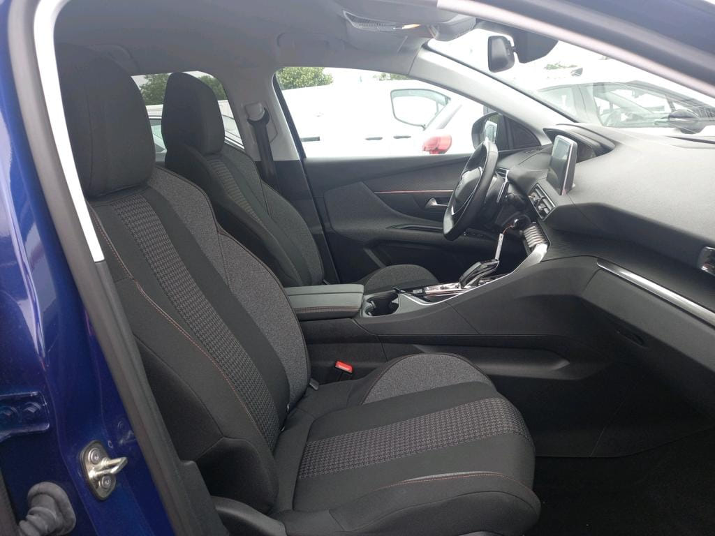 Peugeot 3008 avec GPS