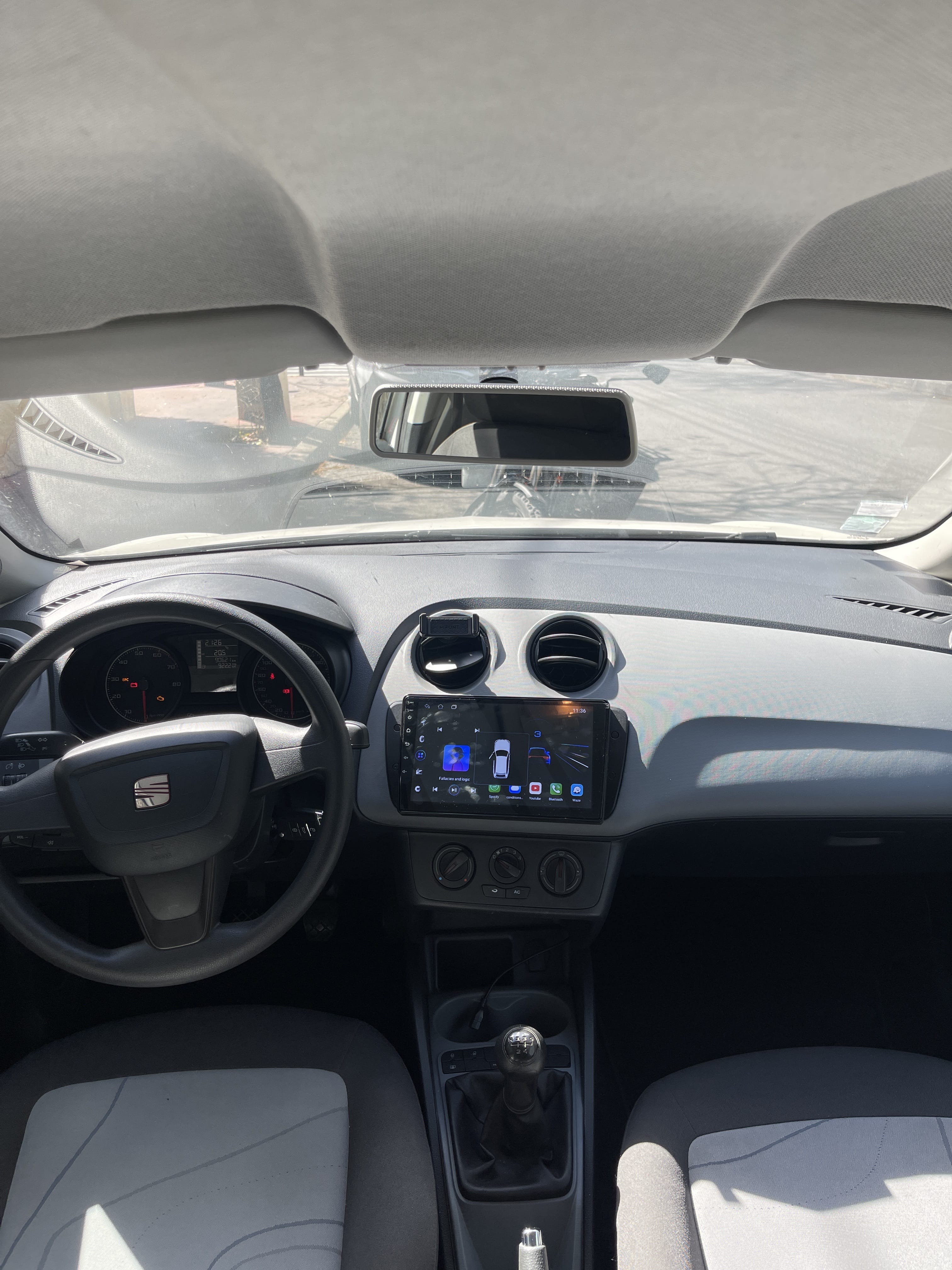 Seat Ibiza avec Audio Bluetooth