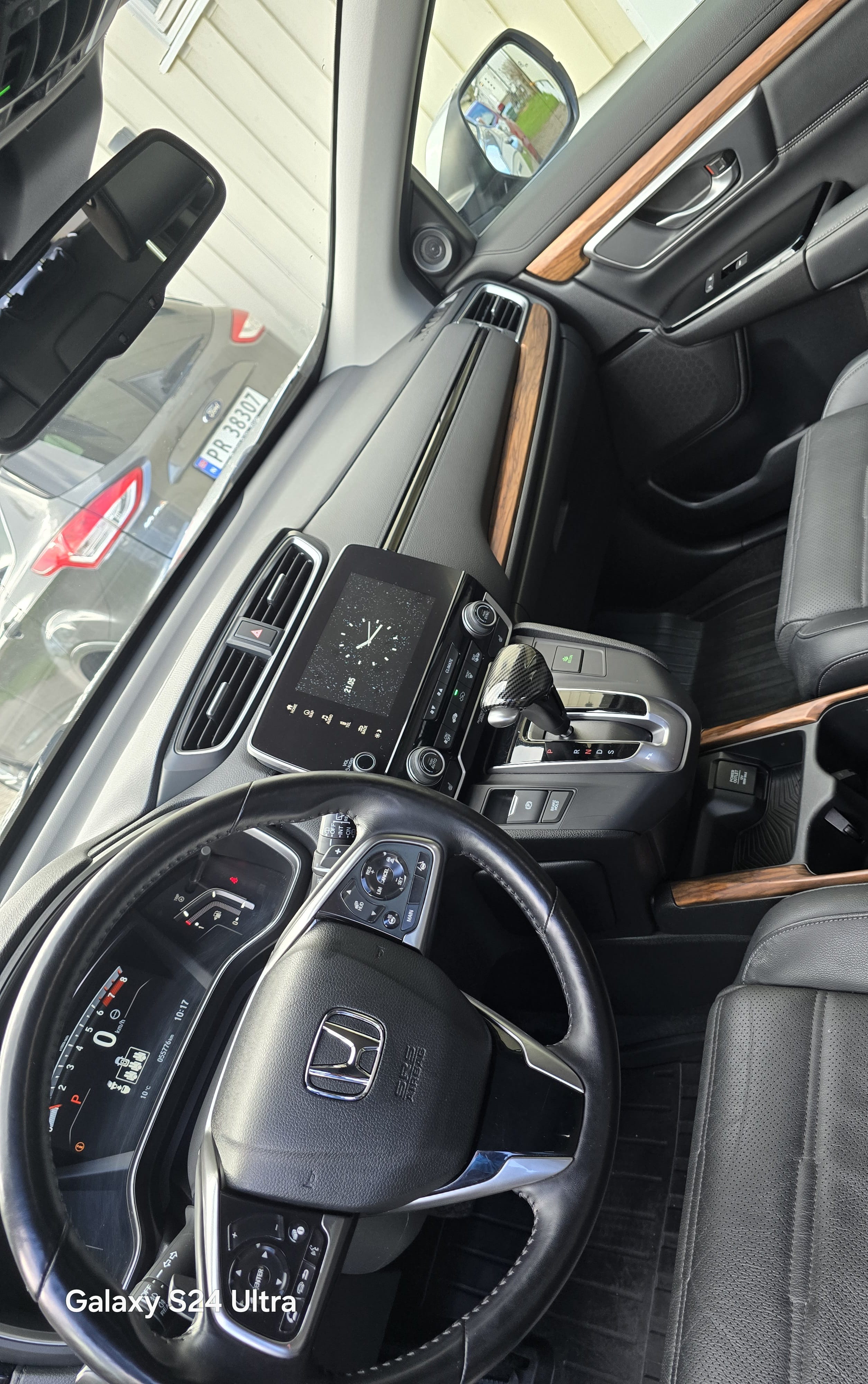 Honda CR-V EX-L with Cruise control
