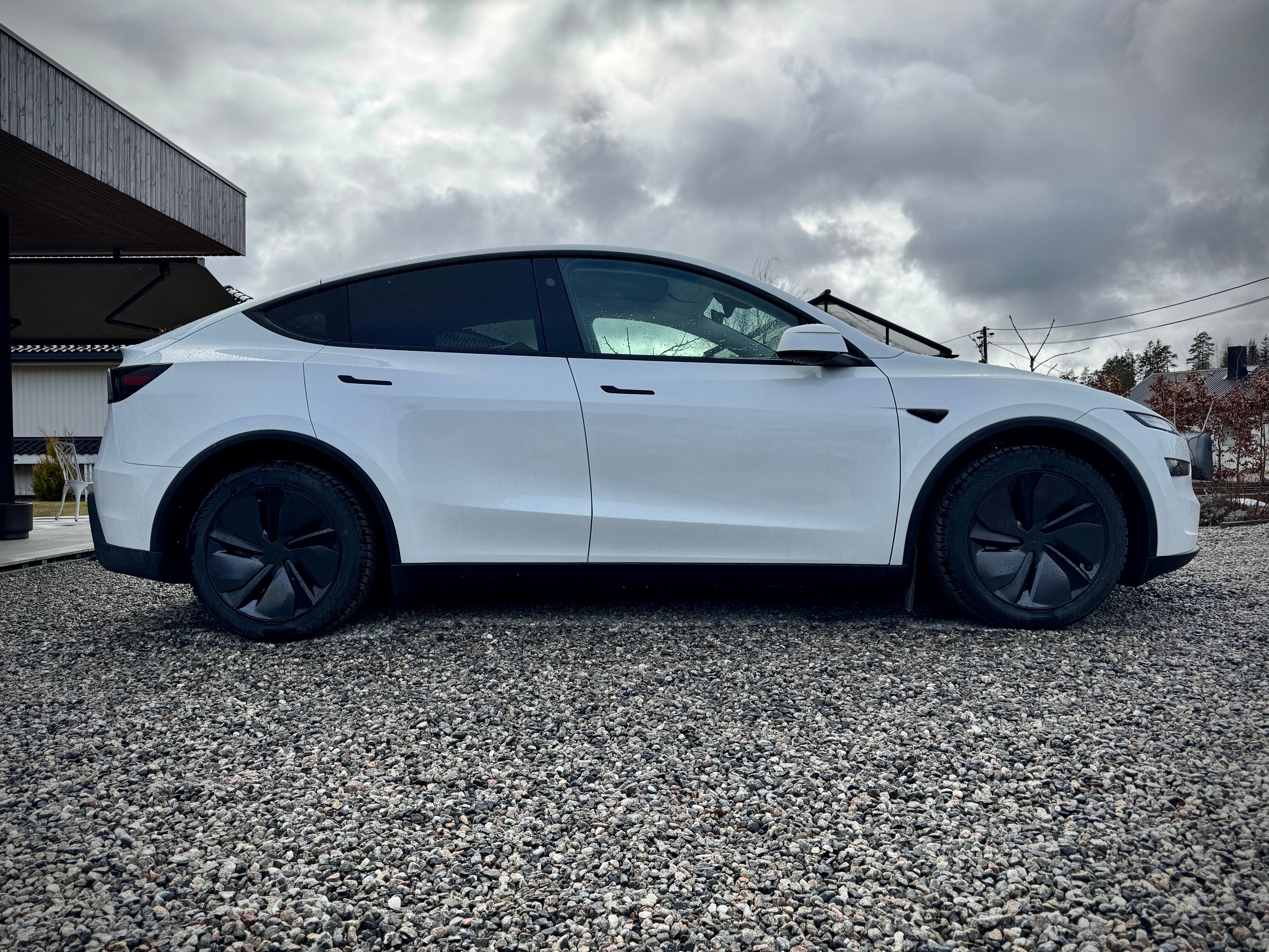 Tesla Model Y Long Range med Aircondition
