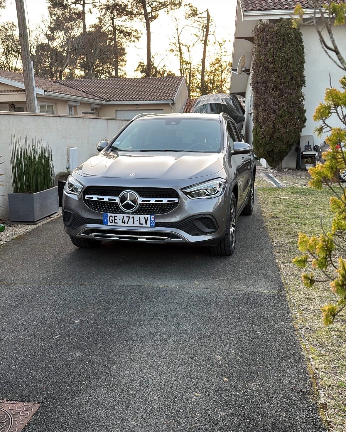 Mercedes-Benz GLA 250, 2022, Essence 98 / Électrique (hybride), automatique