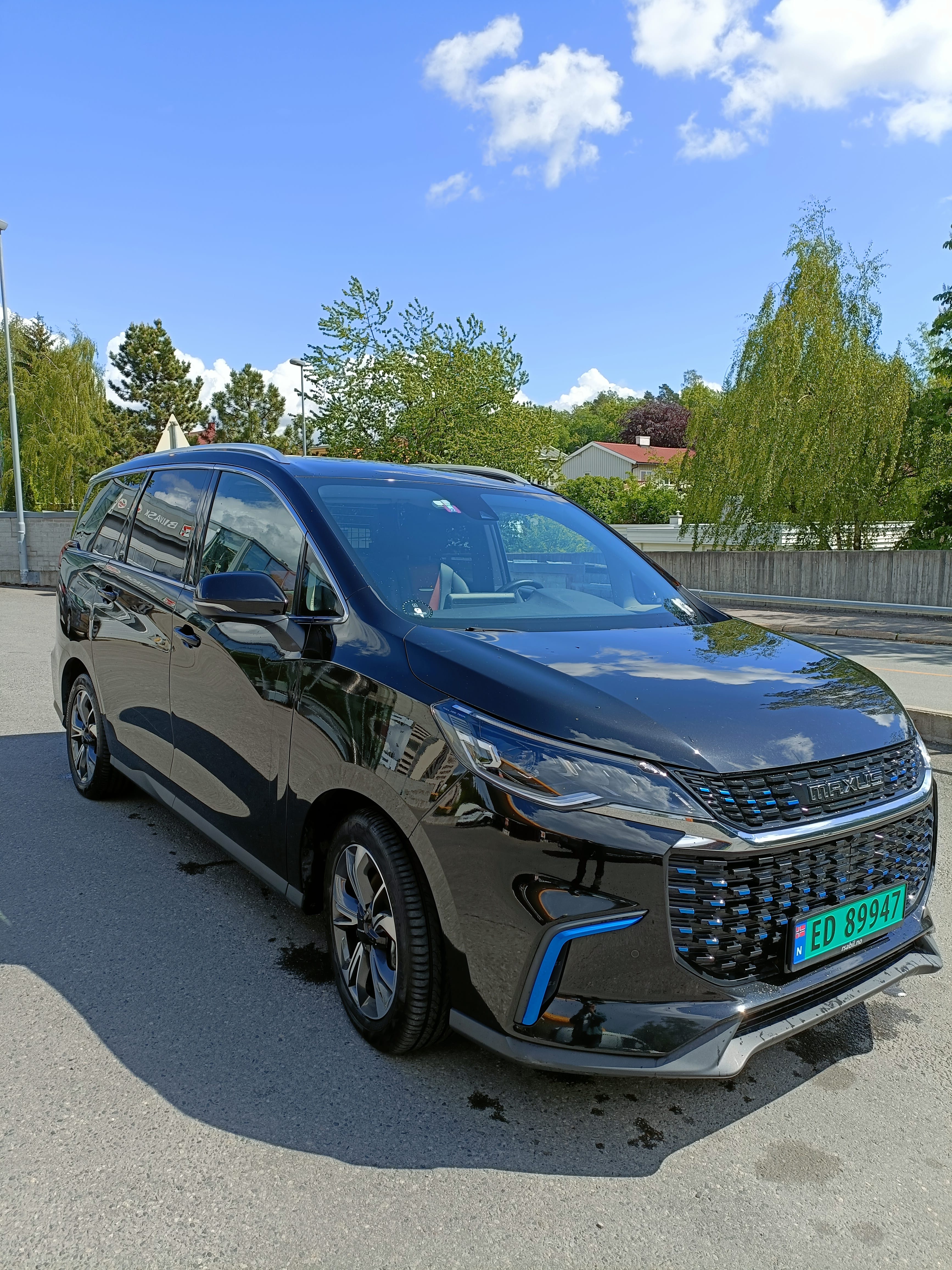 Maxus Euniq, 2022, Elektrisk, automatisk