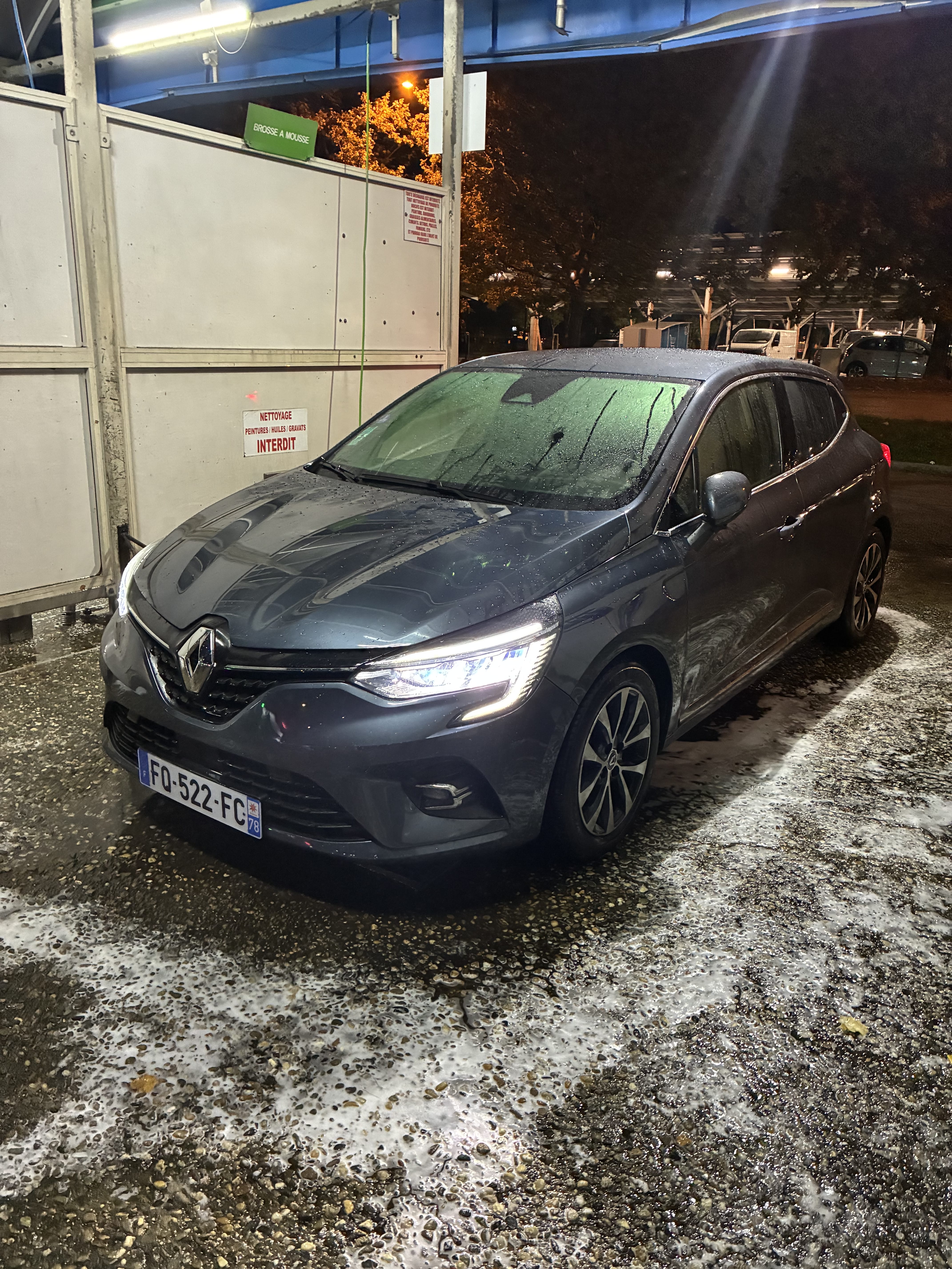Renault Clio, 2020, Essence 98 / Électrique (hybride), automatique