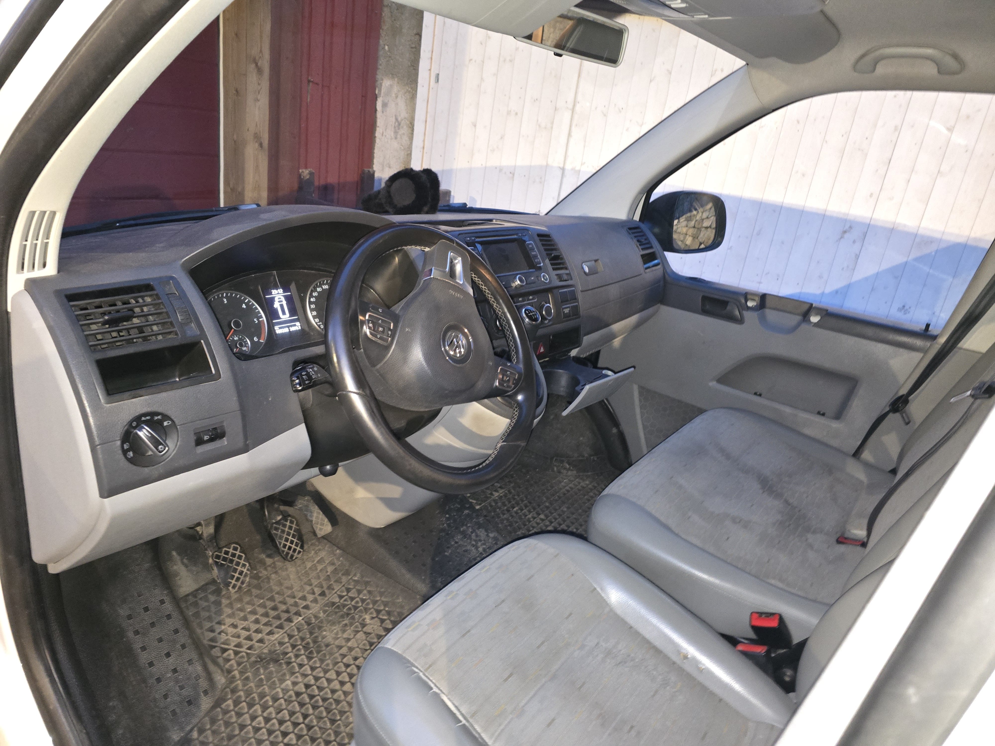 Volkswagen Transporter med Bilradio