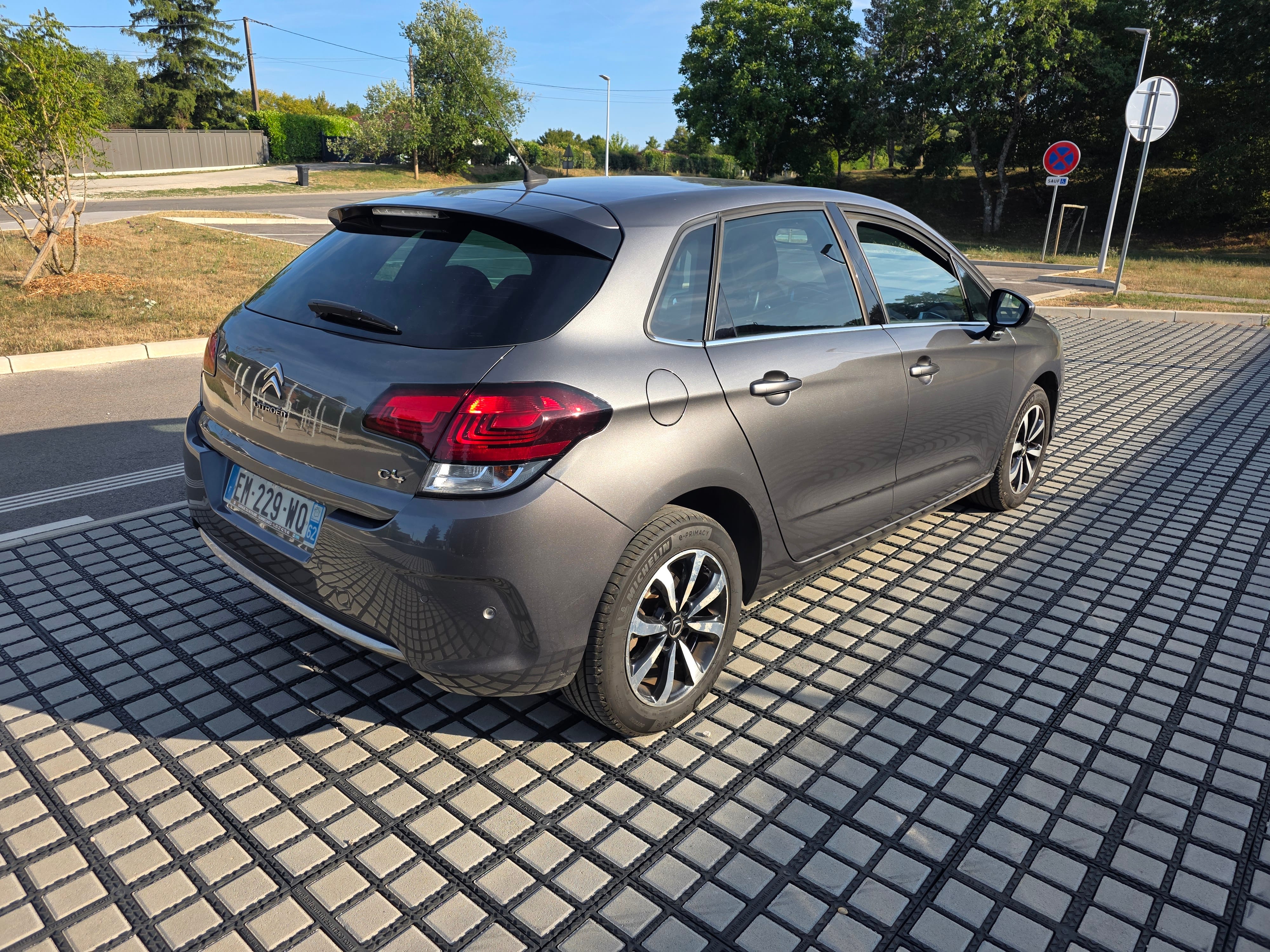 Citroen C4 avec Autoradio