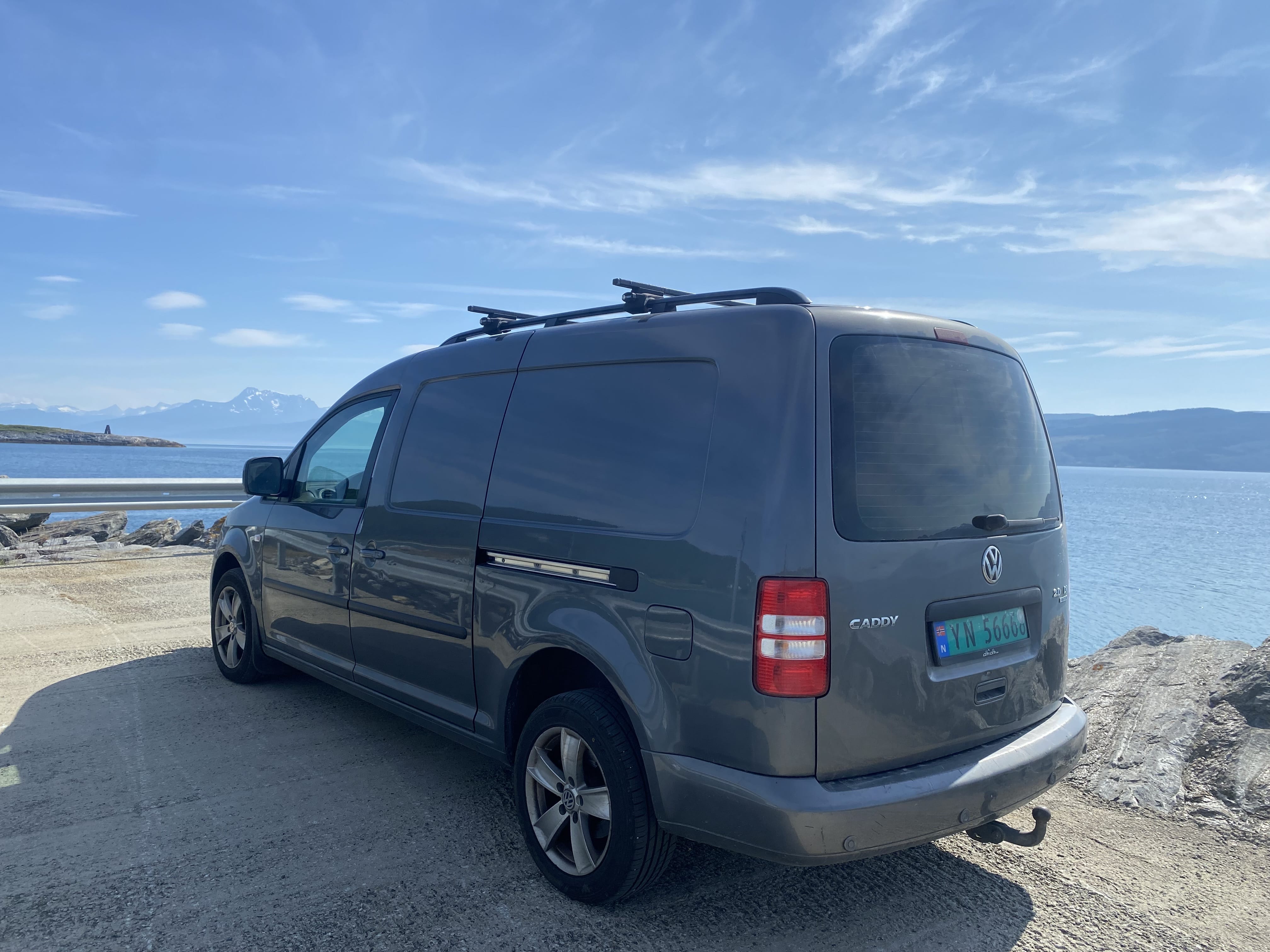 Volkswagen Caddy Maxi Campervan med GPS