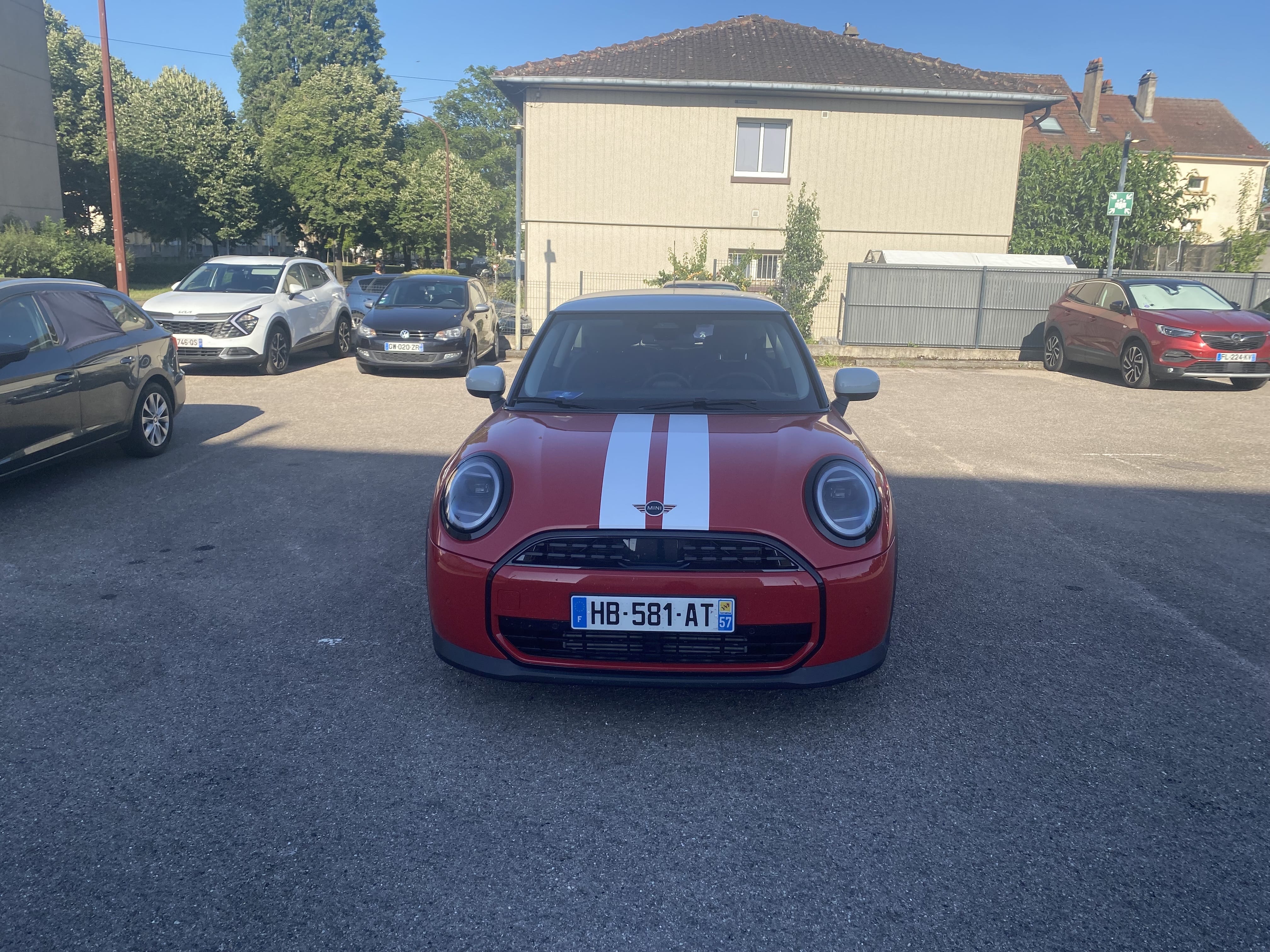 Mini Cooper 3 portes avec Apple CarPlay
