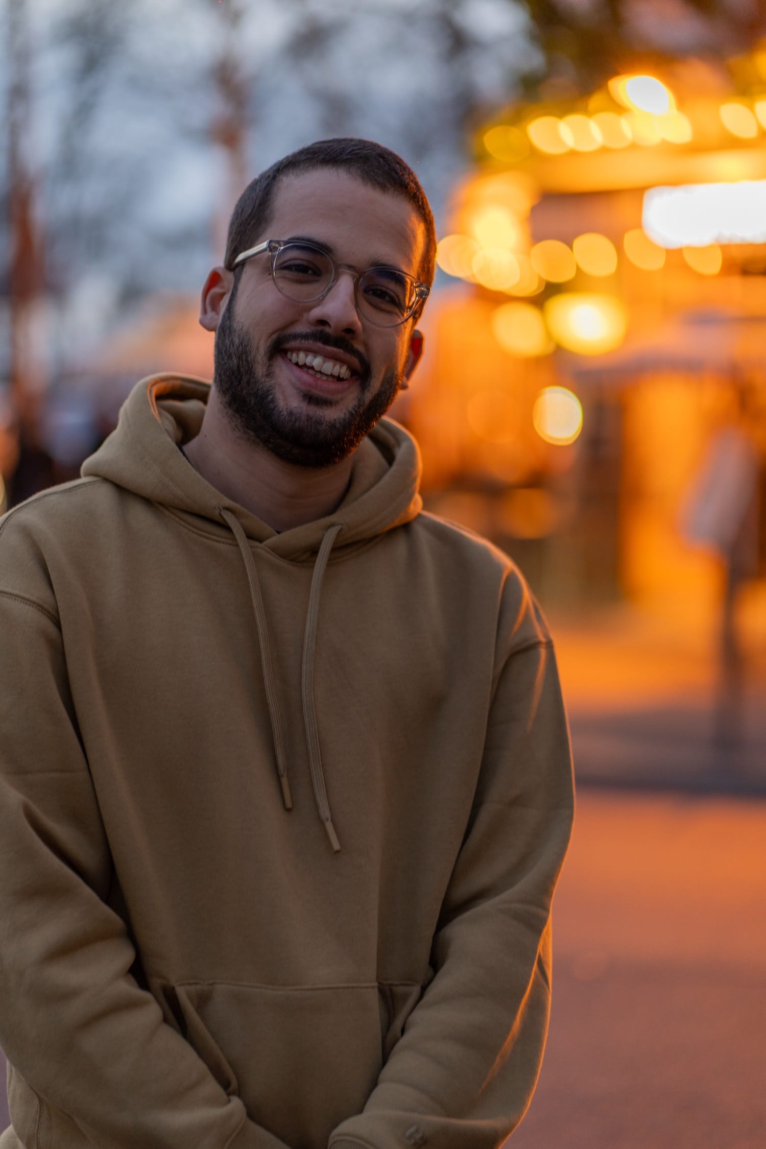 Moez